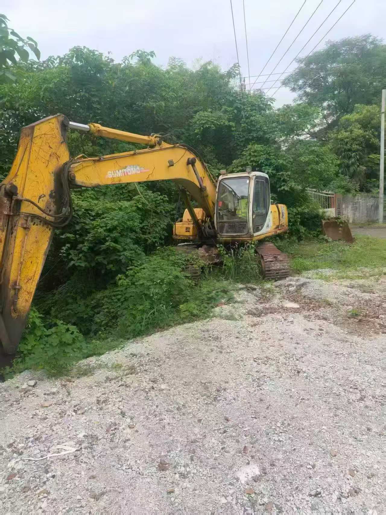 Buy Sumitomo SH200 Used Excavator / 1