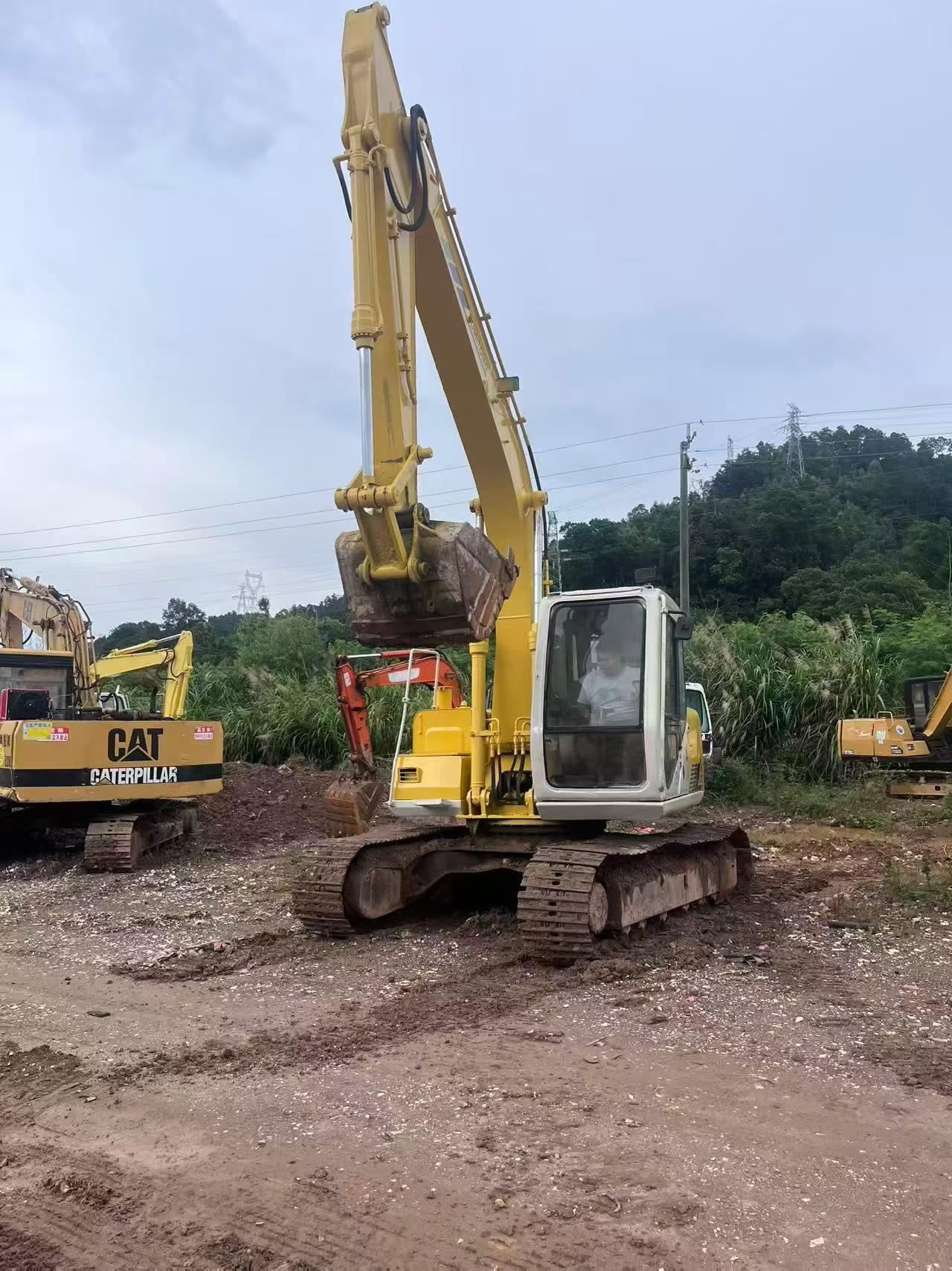 Buy Sumitomo SH120 Used Excavator / 3 Buy Sumitomo SH120 Used Excavator / 3