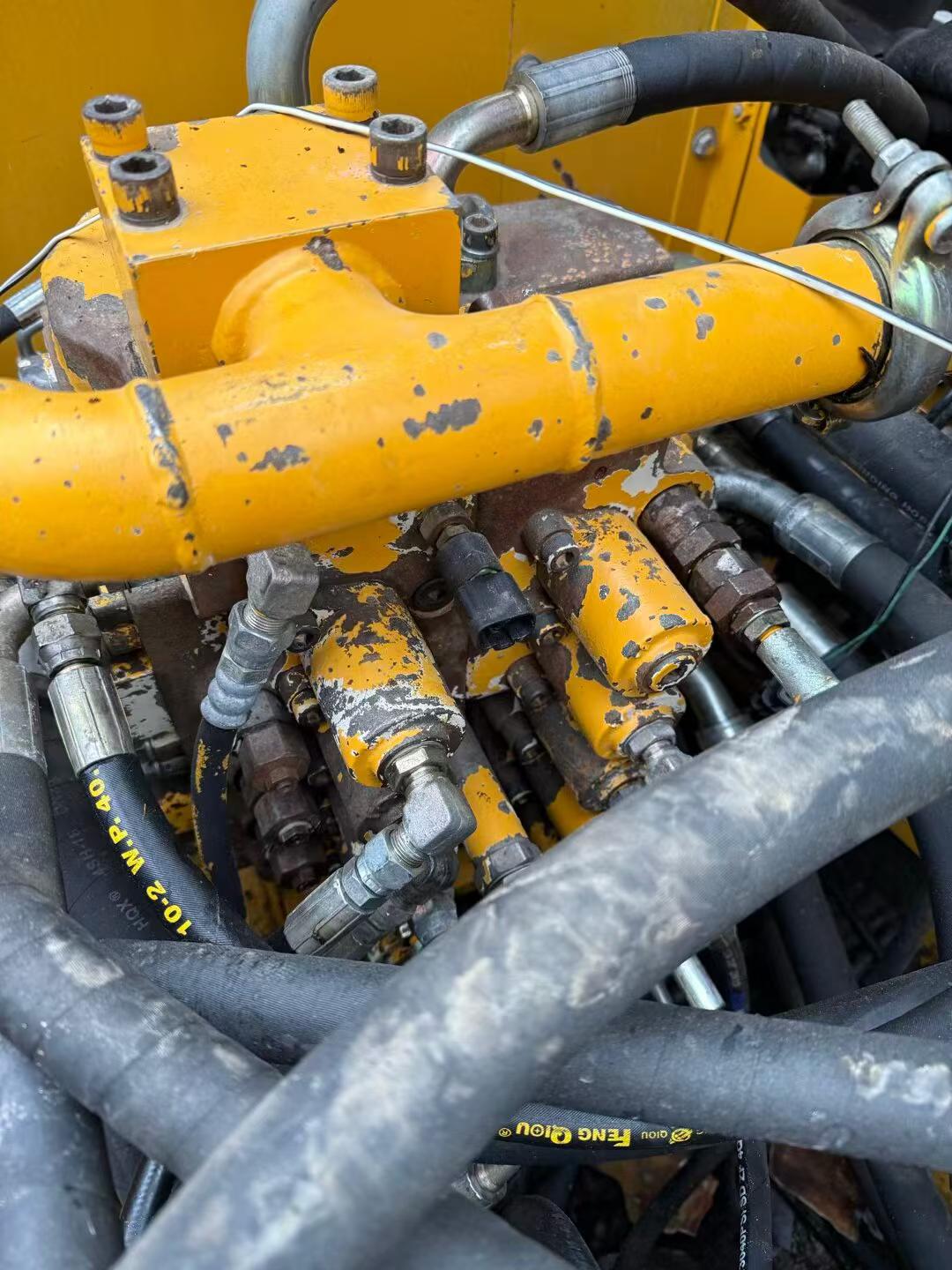 Buy Kato Used Excavator / 6 Buy Kato Used Excavator / 6