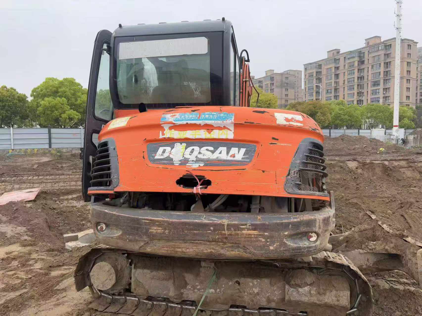 Buy Doosan DH55 Used Excavator / 1