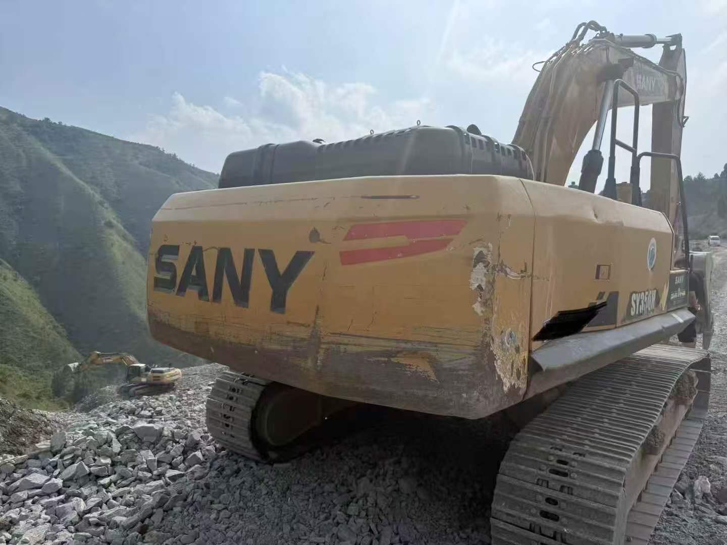 Buy Sany SY245H Used Excavator / 1