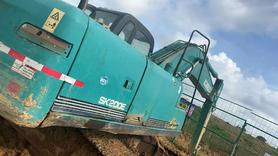 Buy Kobelco SK200 Used Excavator / 3 Buy Kobelco SK200 Used Excavator / 3