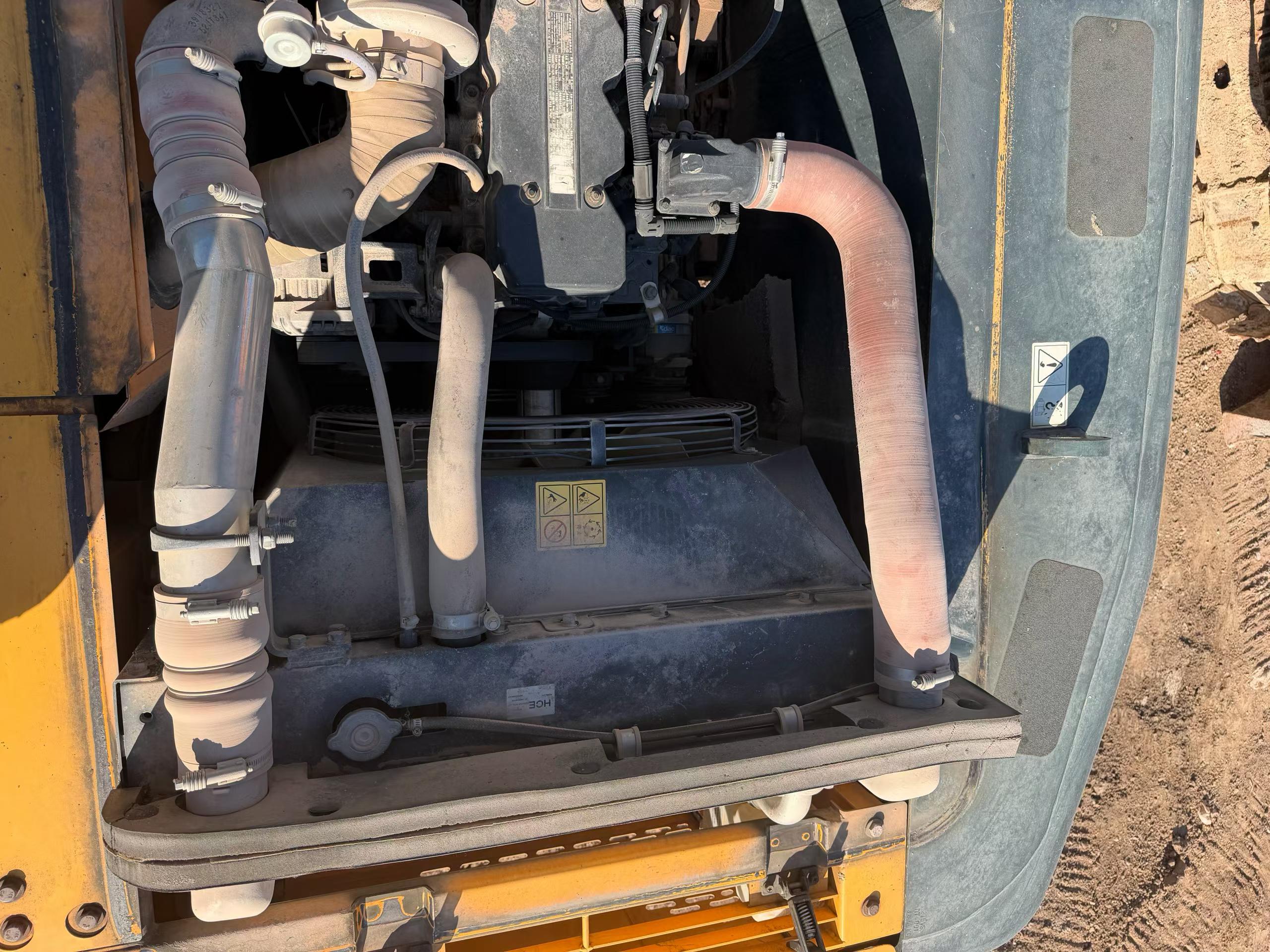Buy Hyundai R215-7 Used Excavator / 5 Buy Hyundai R215-7 Used Excavator / 5