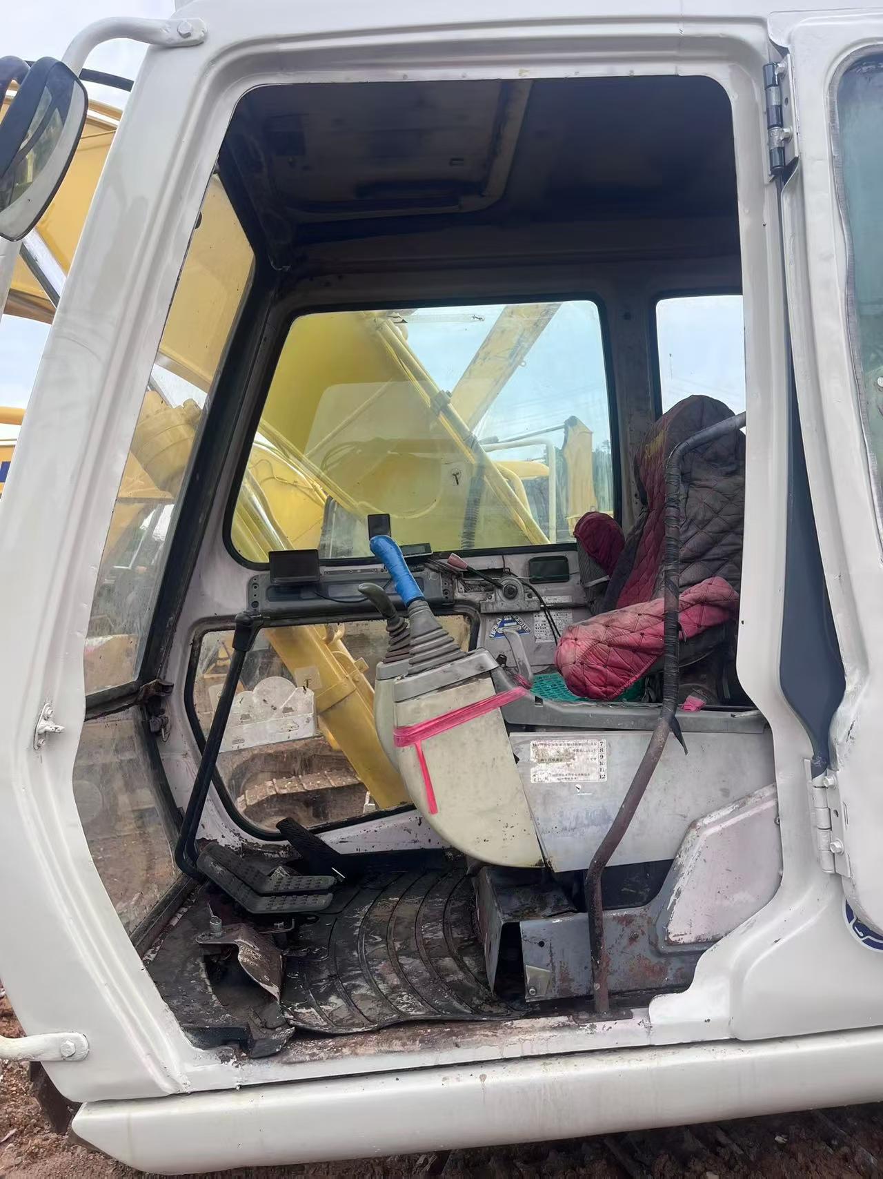 Buy Sumitomo SH120 Used Excavator / 5 Buy Sumitomo SH120 Used Excavator / 5
