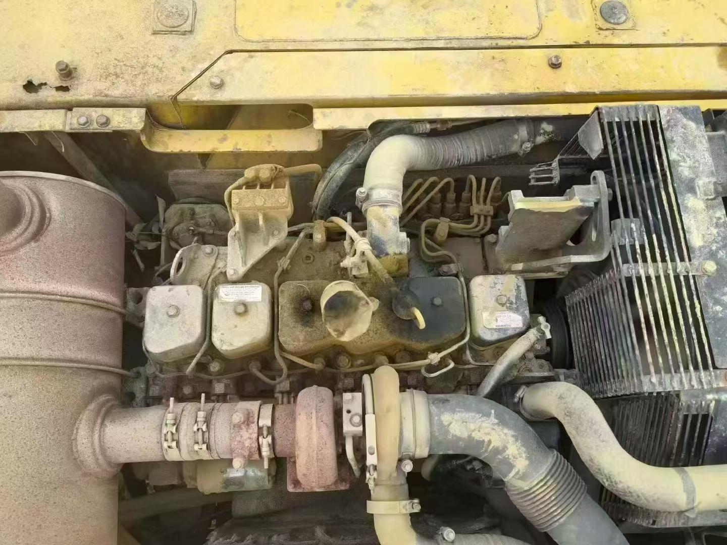 Buy Komatsu PC200-7 Used Excavator / 2 Buy Komatsu PC200-7 Used Excavator / 2