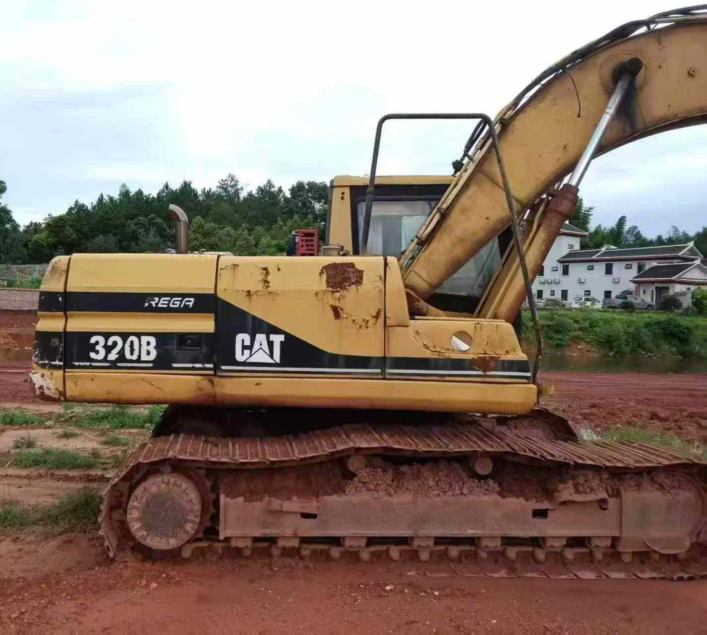Buy Caterpillar 320B Used Excavator / 4