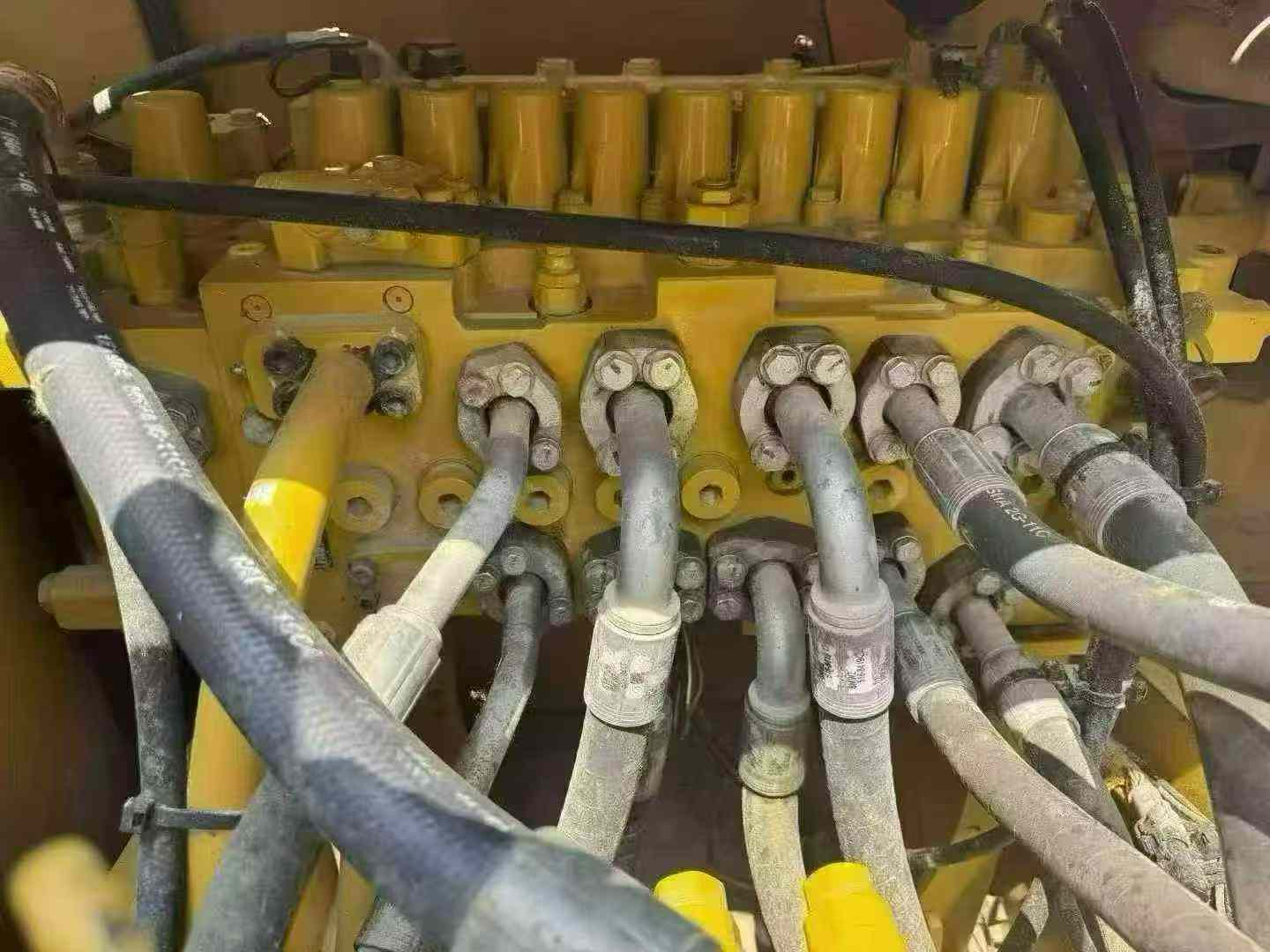 Buy Caterpillar 323 Used Excavator / 7 Buy Caterpillar 323 Used Excavator / 7