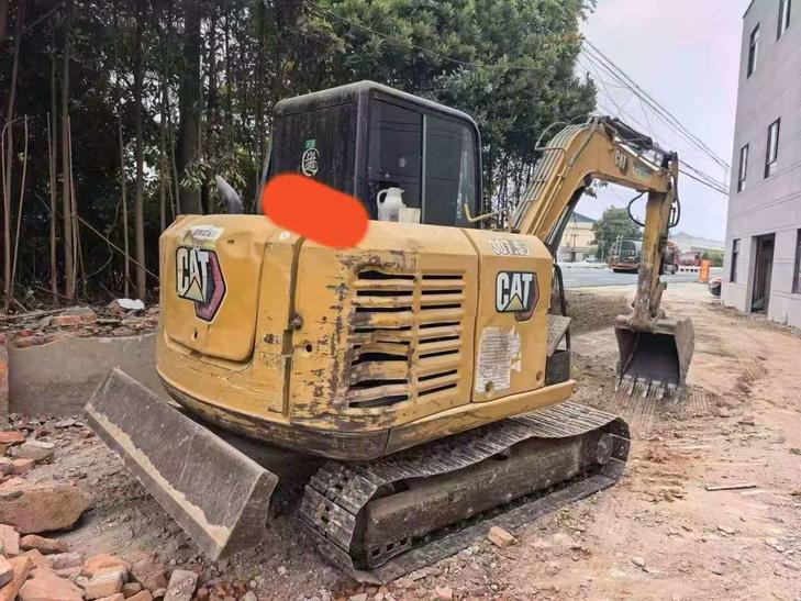 Buy Caterpillar 305.5 Used Excavator / 1