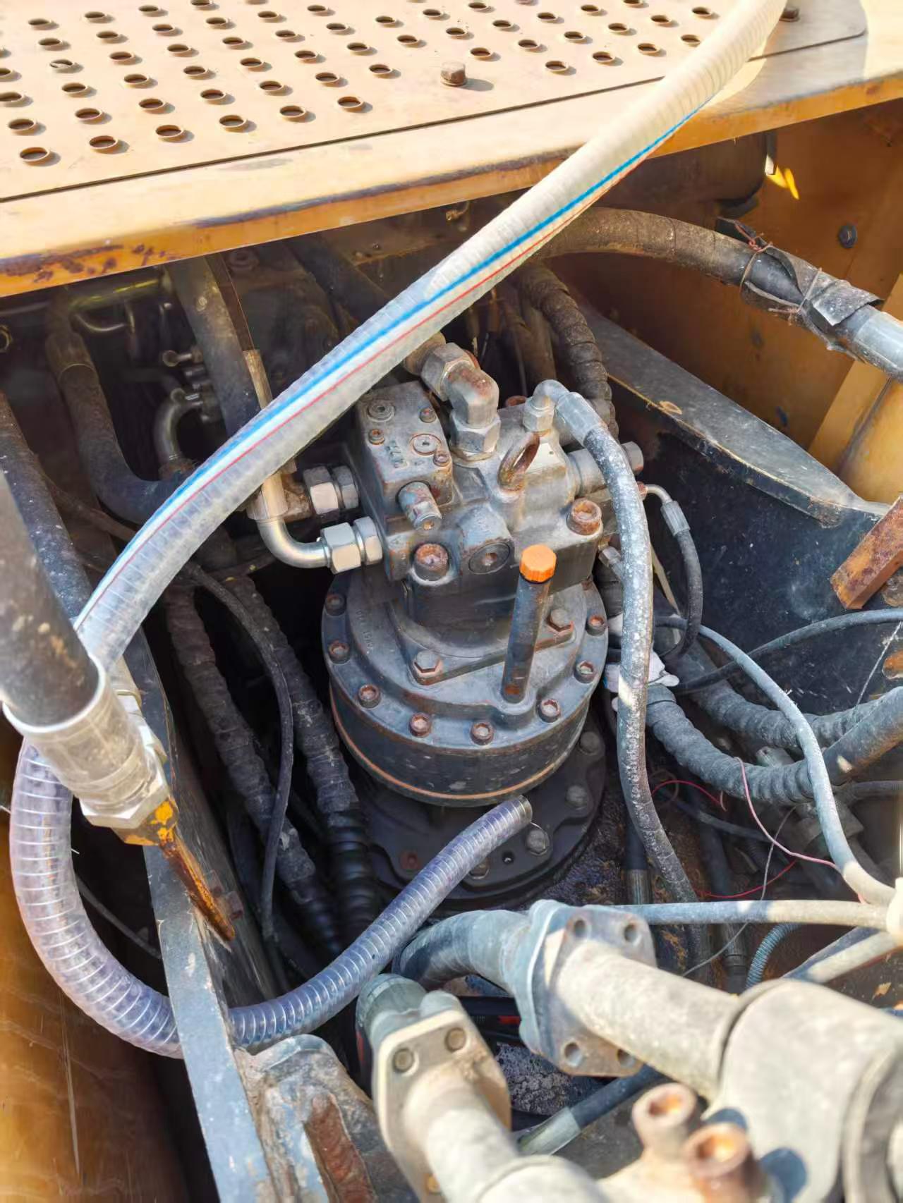 Buy XCMG XE215 Used Excavator / 9 Buy XCMG XE215 Used Excavator / 9