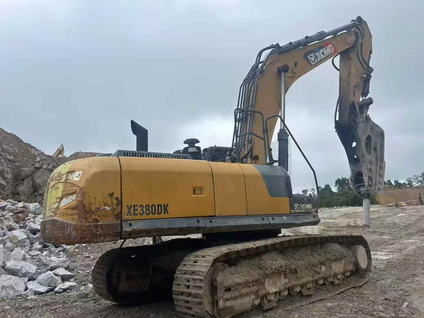 Buy XCMG XE380K Used Excavator / 1