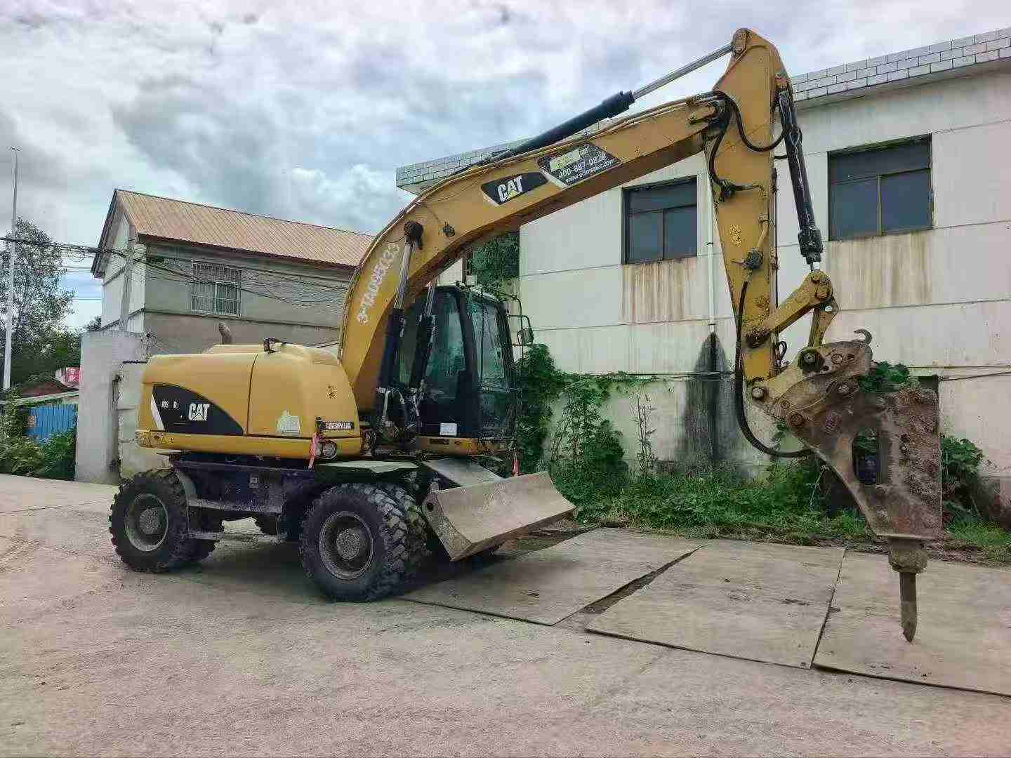 Buy Caterpillar M315 Used Excavator / 2 Buy Caterpillar M315 Used Excavator / 2