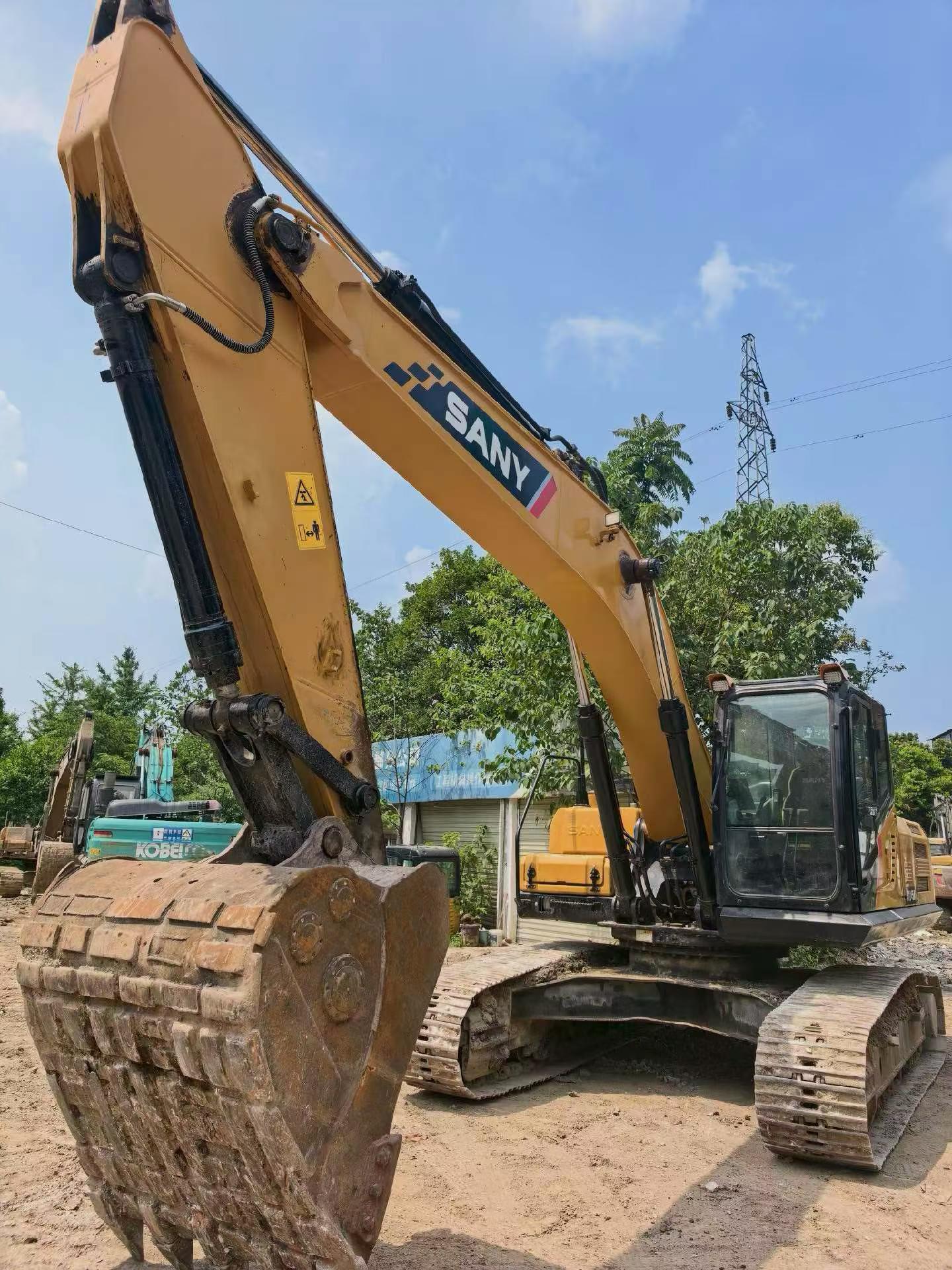 Buy Sany SY245H Used Excavator / 9 Buy Sany SY245H Used Excavator / 9