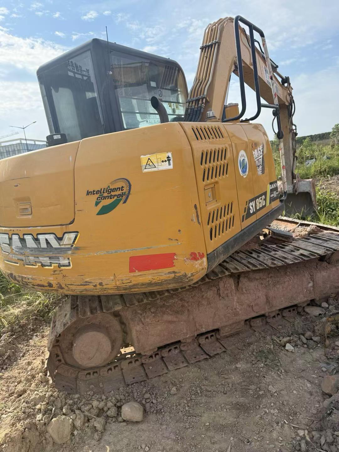 Buy Sany SY75 Used Excavator / 2 Buy Sany SY75 Used Excavator / 2