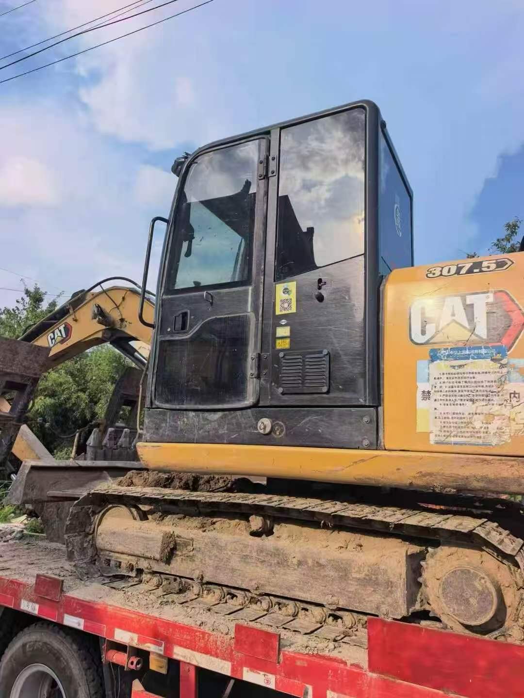 Buy Caterpillar 305.5 Used Excavator / 3 Buy Caterpillar 305.5 Used Excavator / 3