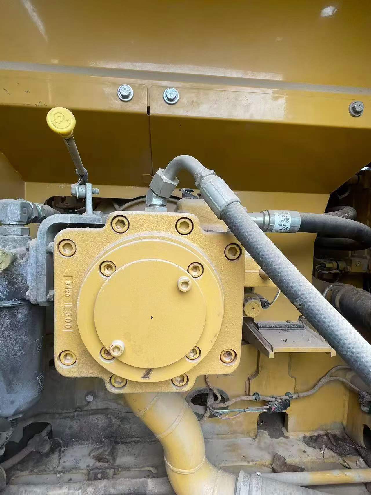 Buy Caterpillar 323 Used Excavator / 9 Buy Caterpillar 323 Used Excavator / 9