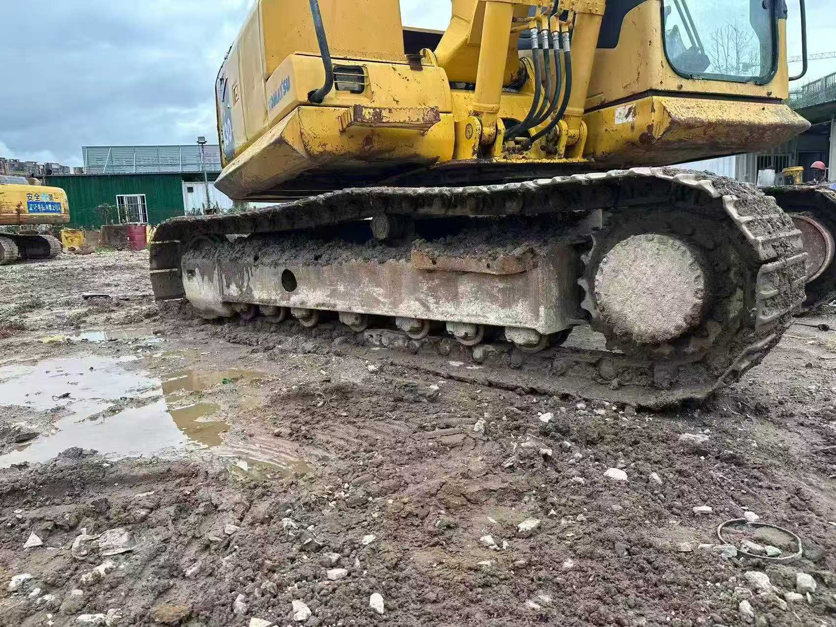 Buy Komatsu PC130 Used Excavator / 8 Buy Komatsu PC130 Used Excavator / 8