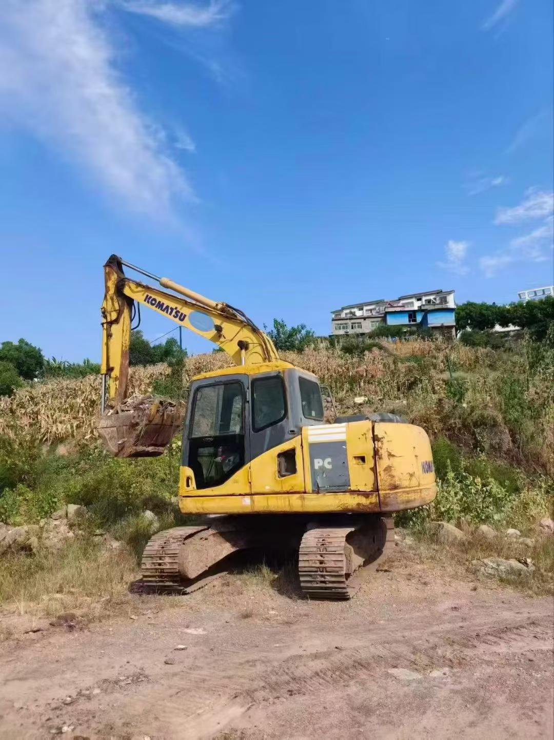 Buy Komatsu PC130-5 Used Excavator / 2 Buy Komatsu PC130-5 Used Excavator / 2
