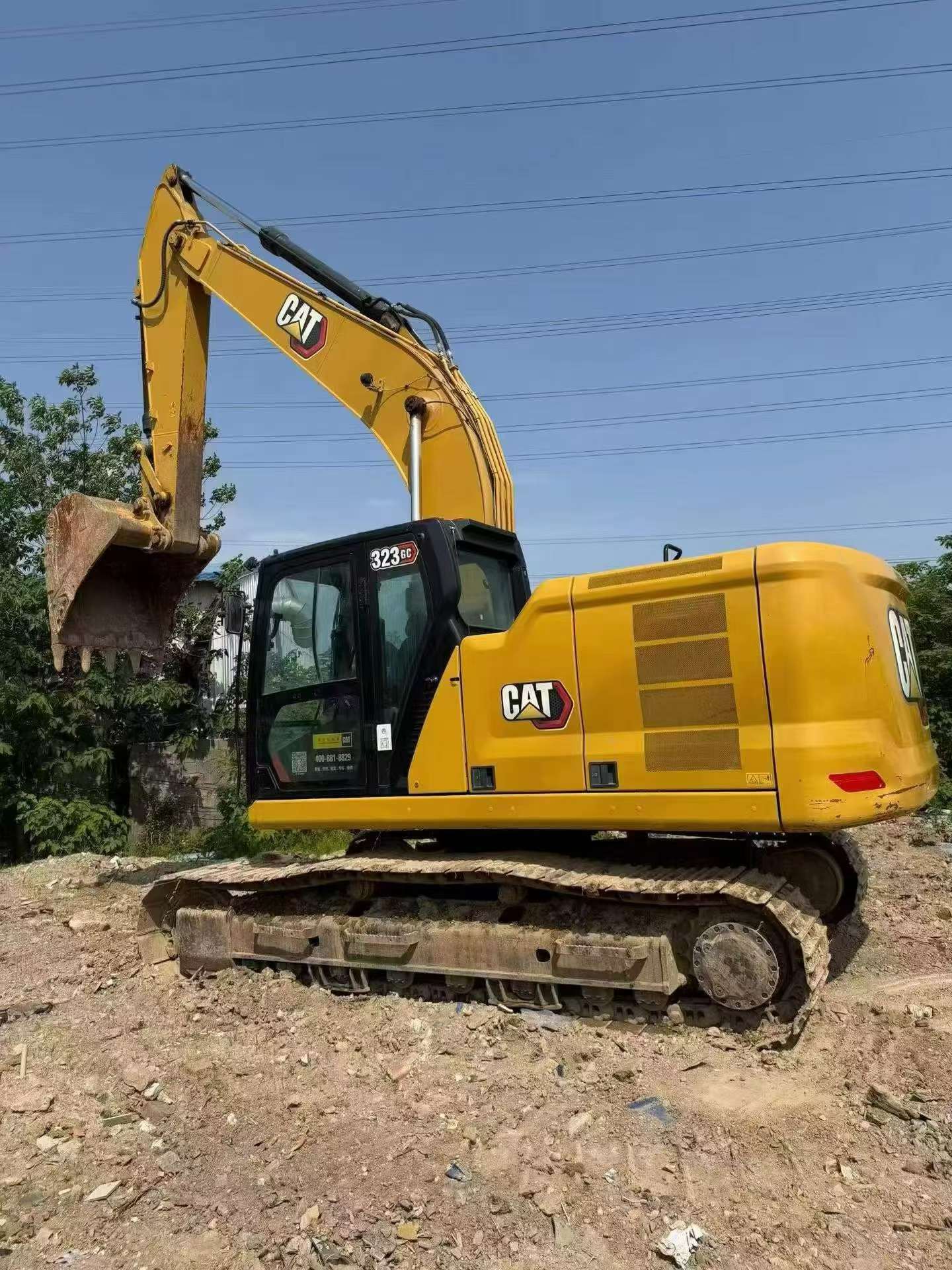 Buy Caterpillar 323 Used Excavator / 1