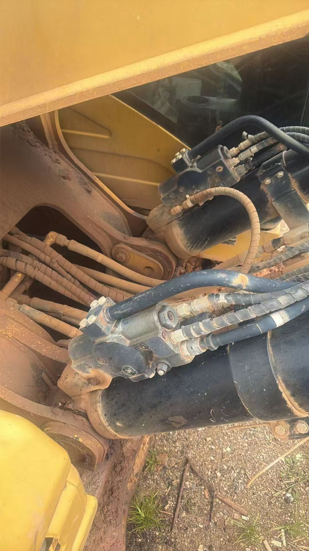 Buy Caterpillar 329D Used Excavator / 4 Buy Caterpillar 329D Used Excavator / 4