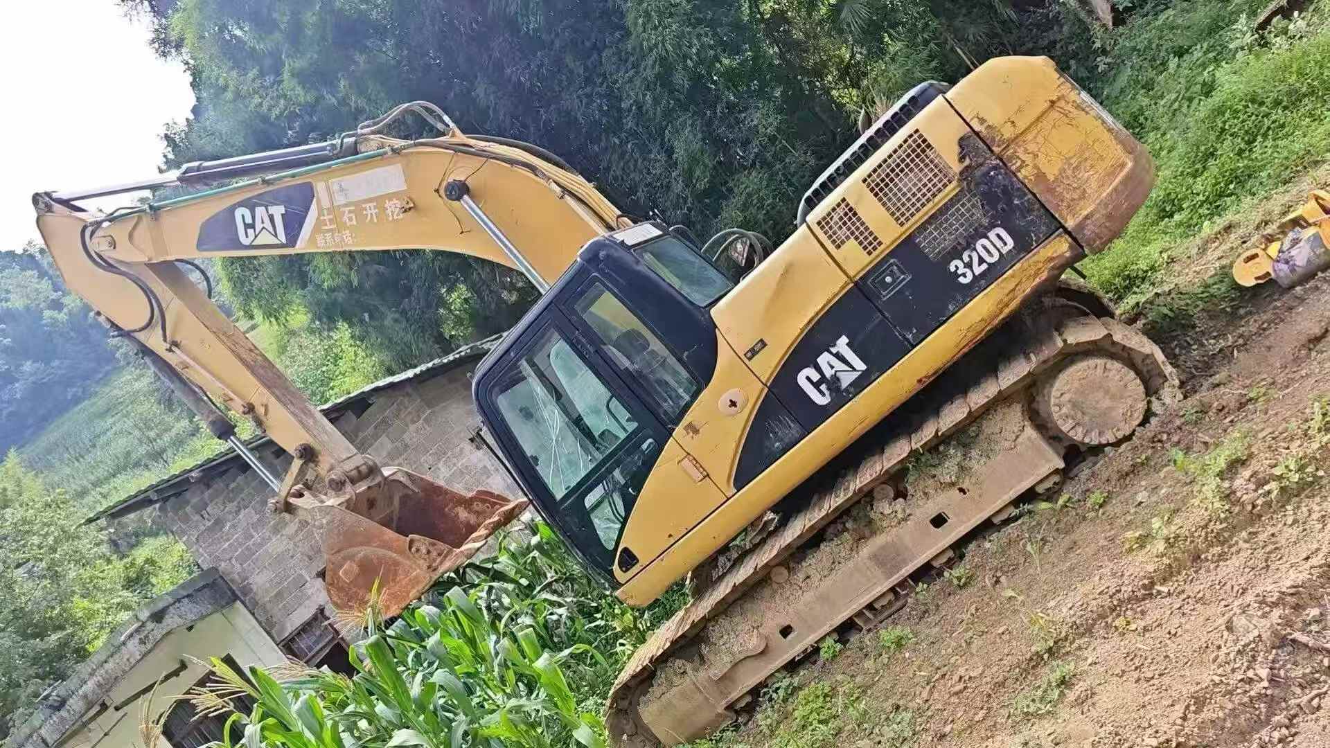 Buy Caterpillar 320D Used Excavator / 3 Buy Caterpillar 320D Used Excavator / 3