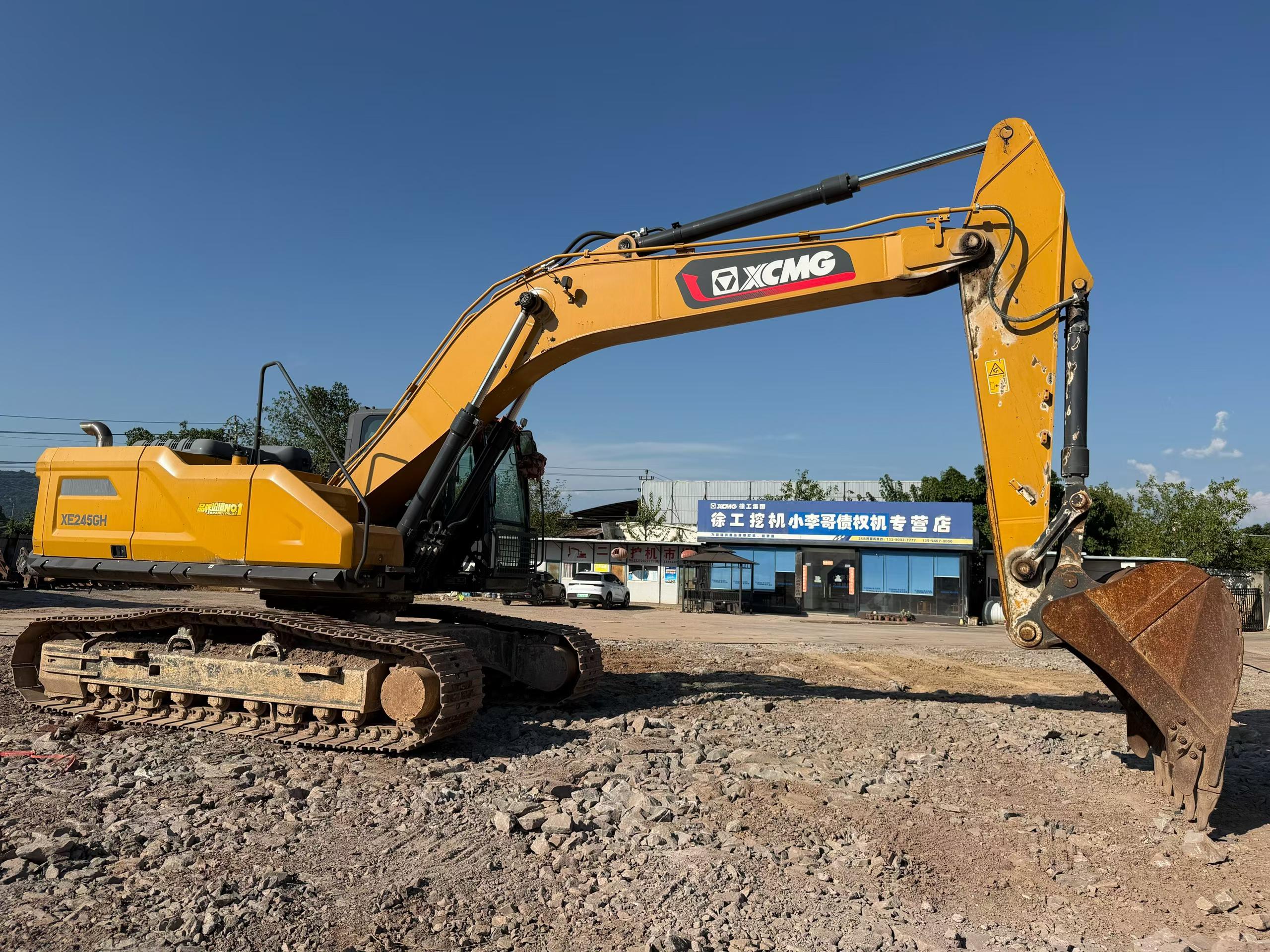 Buy XCMG XE245GH Used Excavator / 1