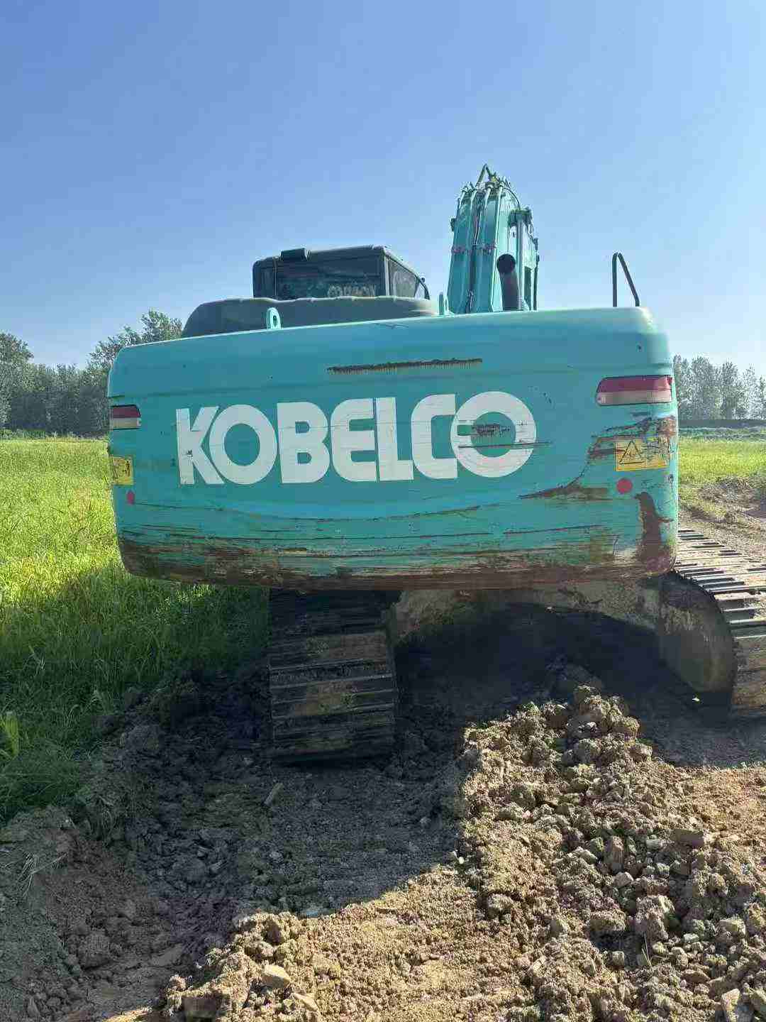 Buy Kobelco SK210-6 Used Excavator / 2 Buy Kobelco SK210-6 Used Excavator / 2