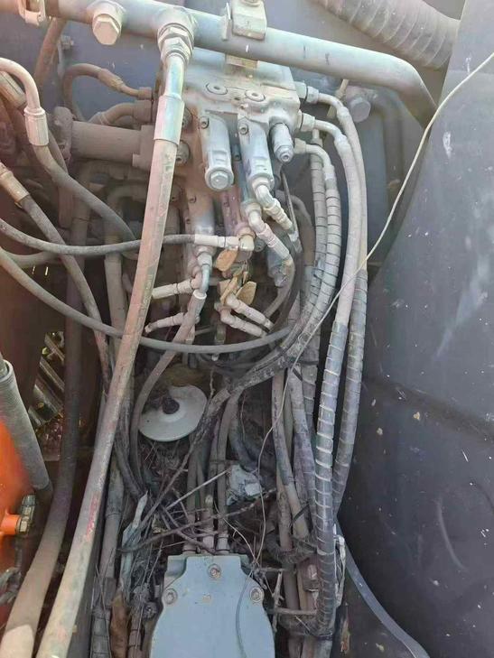 Buy Hitachi ZX60-5A Used Excavator / 1