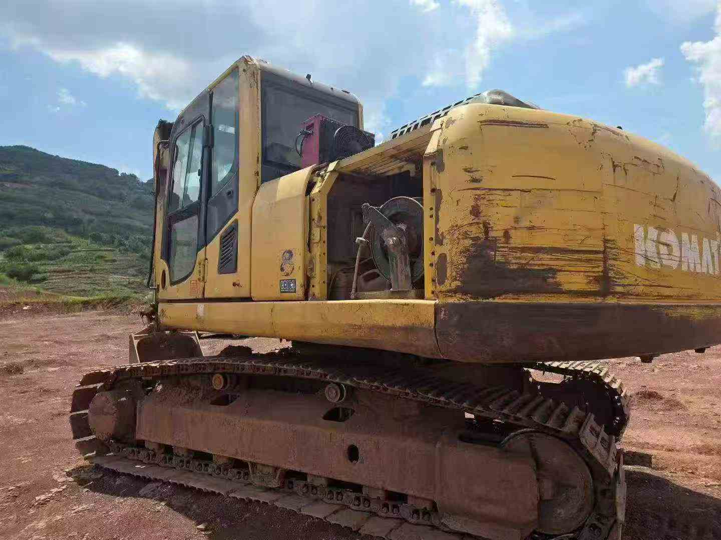 Buy Komatsu PC200-8 Used Excavator / 3