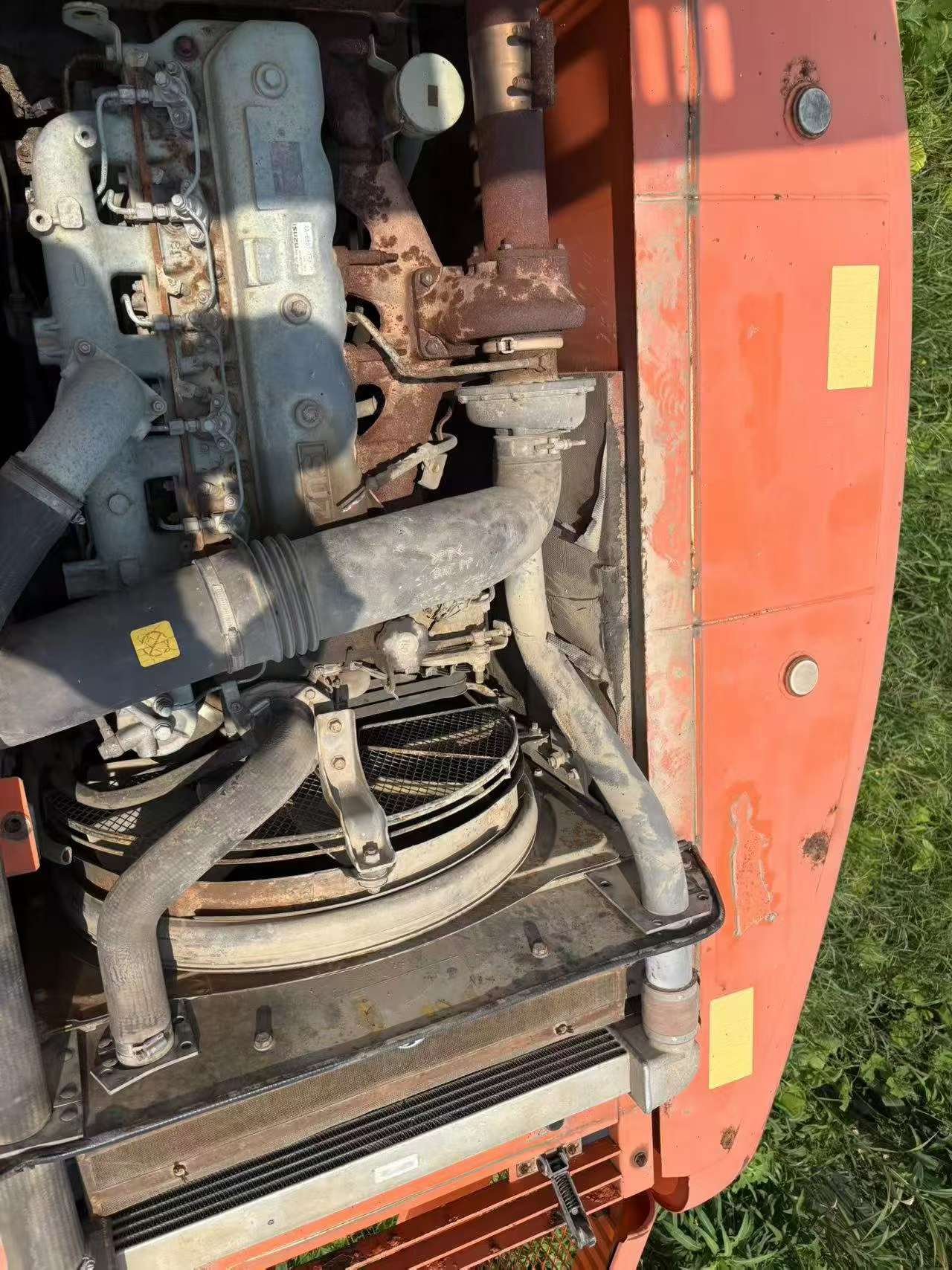 Buy Hitachi ZX200-3G Used Excavator / 1
