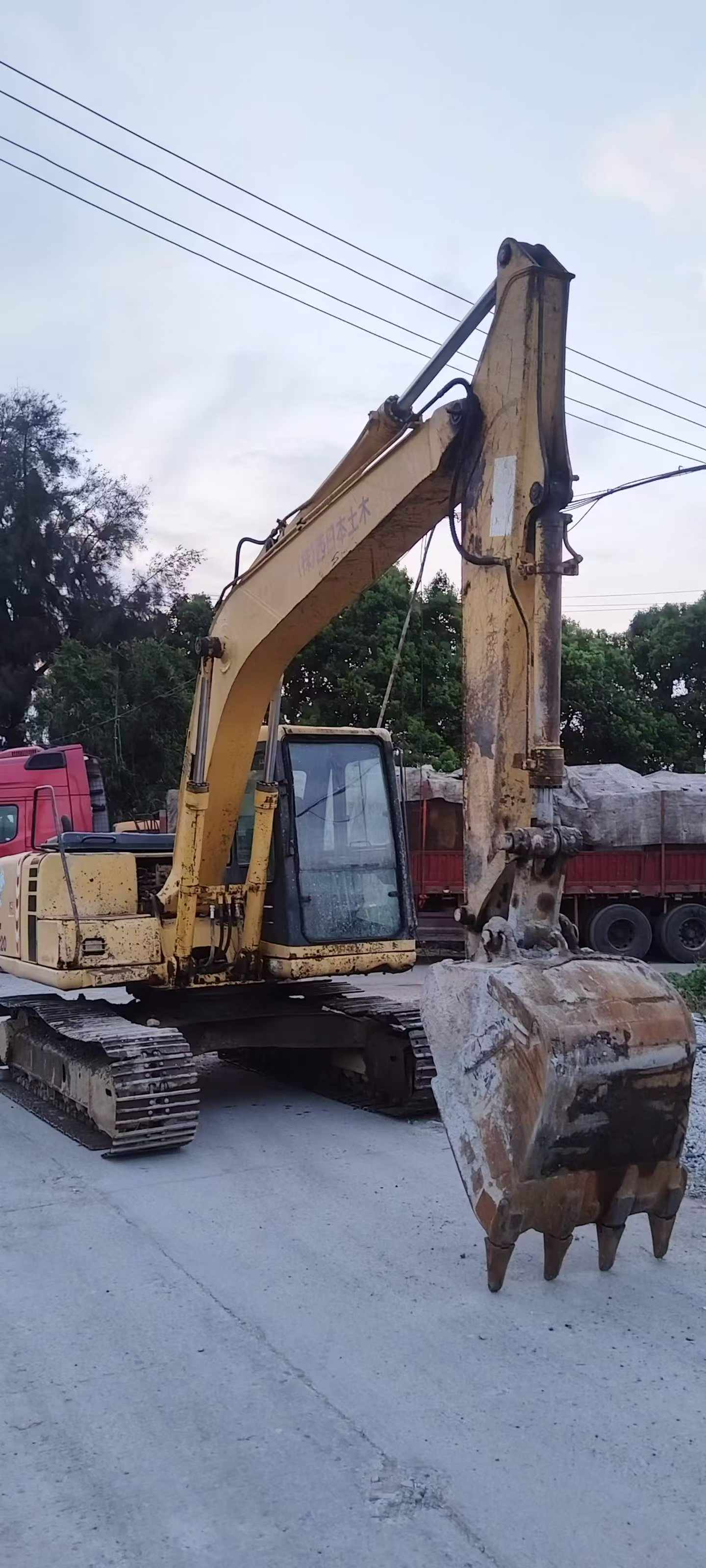 Buy Komatsu PC120-6 Used Excavator / 6