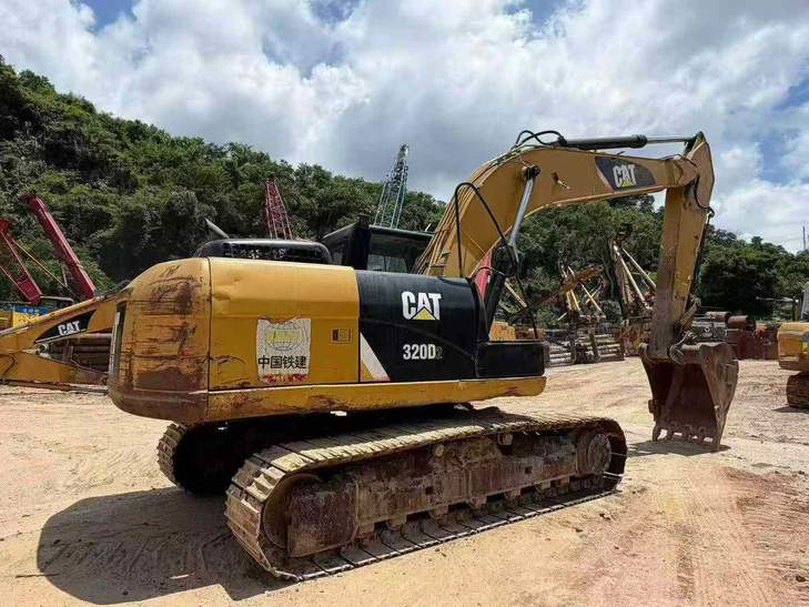 Buy Caterpillar 320D Used Excavator / 1