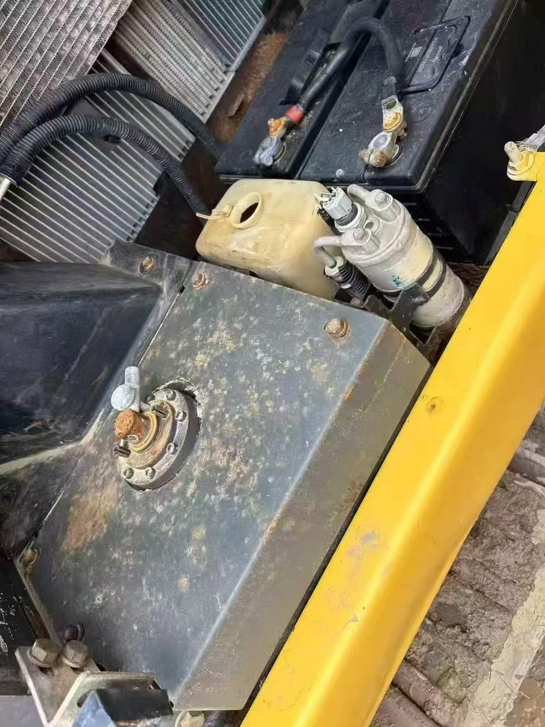 Buy Sumitomo SH120 Used Excavator / 5 Buy Sumitomo SH120 Used Excavator / 5