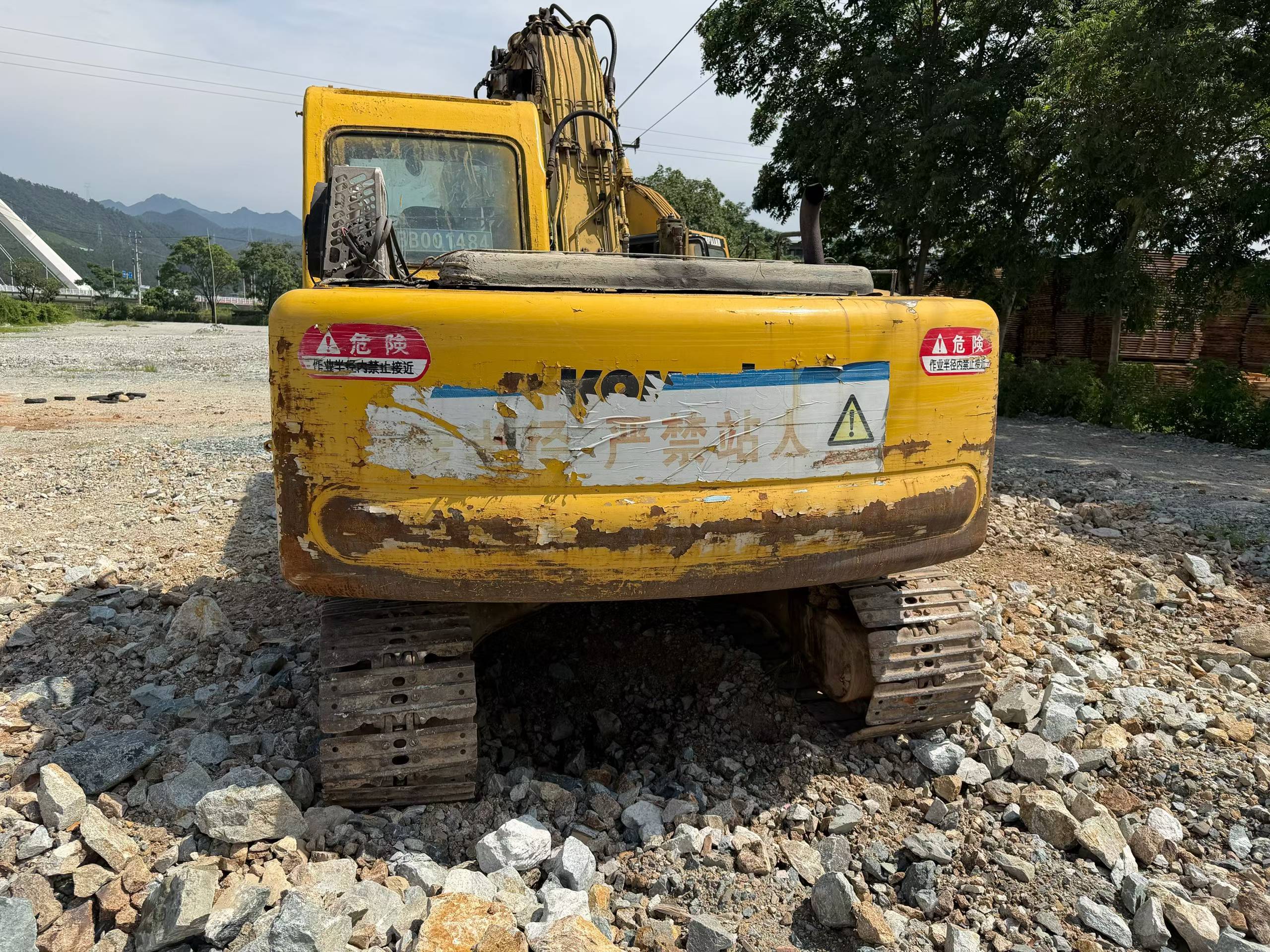 Buy Komatsu PC120-6 Used Excavator / 2 Buy Komatsu PC120-6 Used Excavator / 2