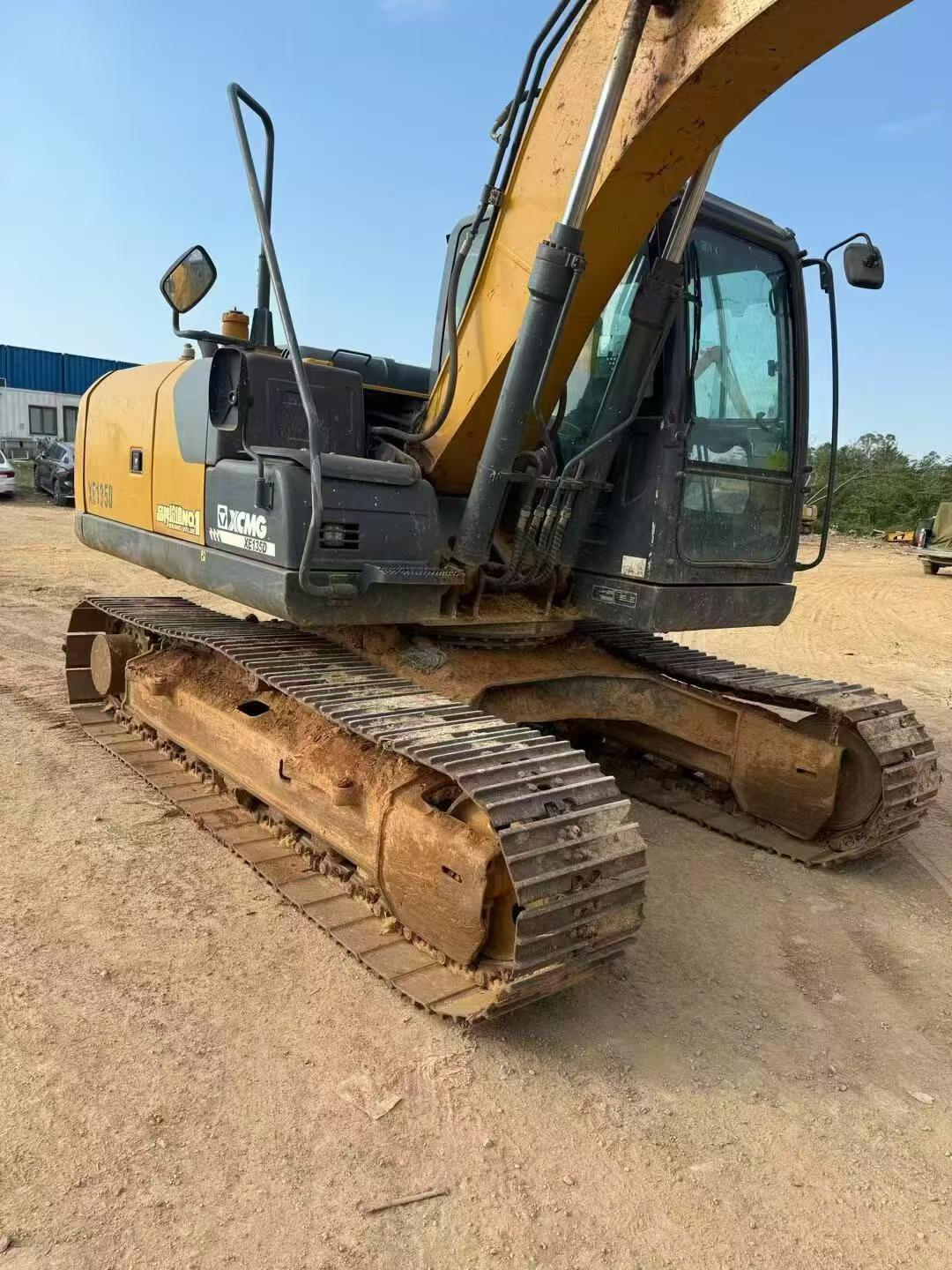 Buy XCMG XE135D Used Excavator / 3 Buy XCMG XE135D Used Excavator / 3