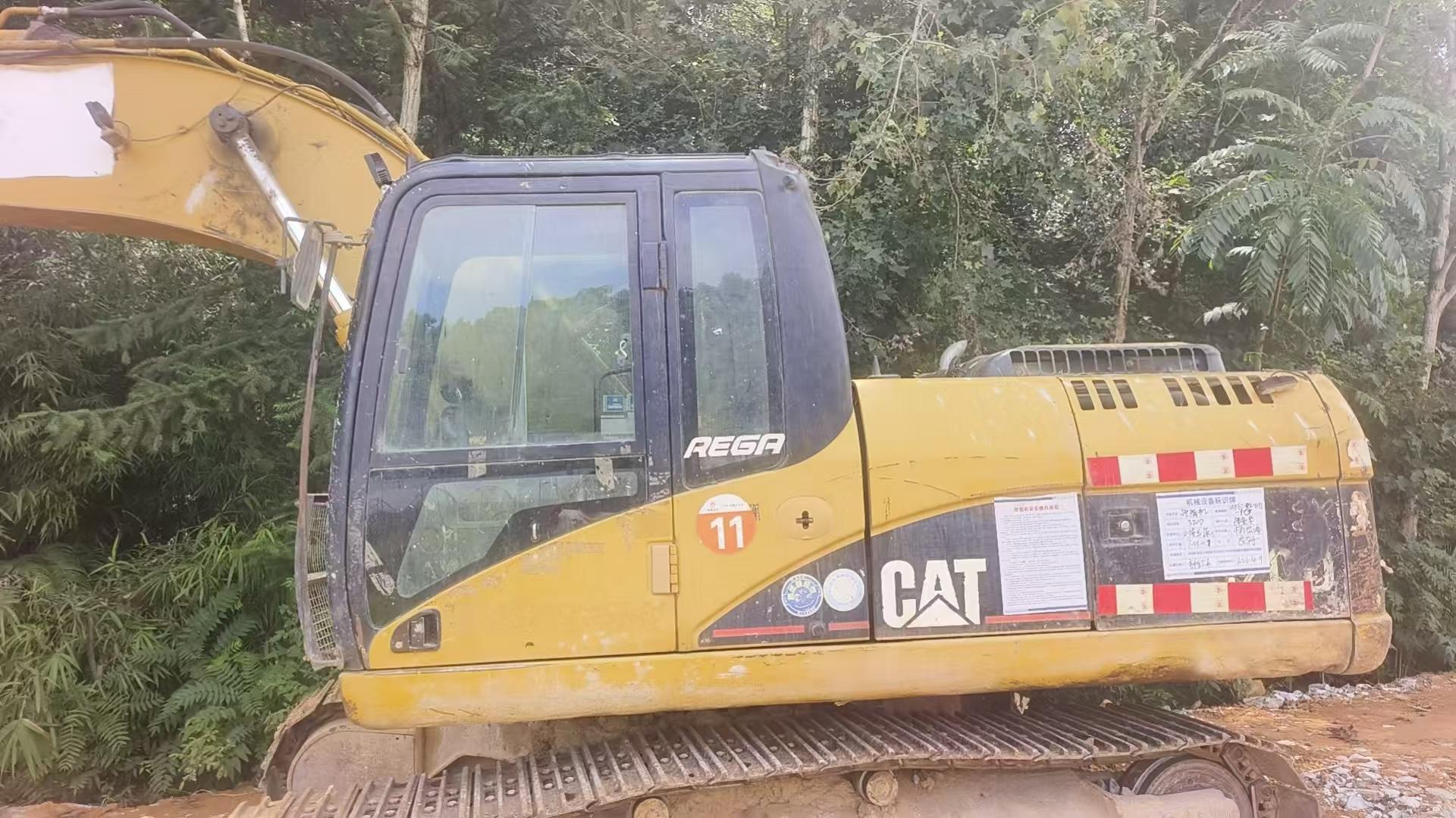Buy Caterpillar 320D Used Excavator / 4 Buy Caterpillar 320D Used Excavator / 4