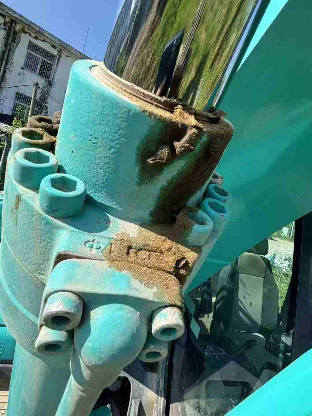 Buy Kobelco SK200 Used Excavator / 8