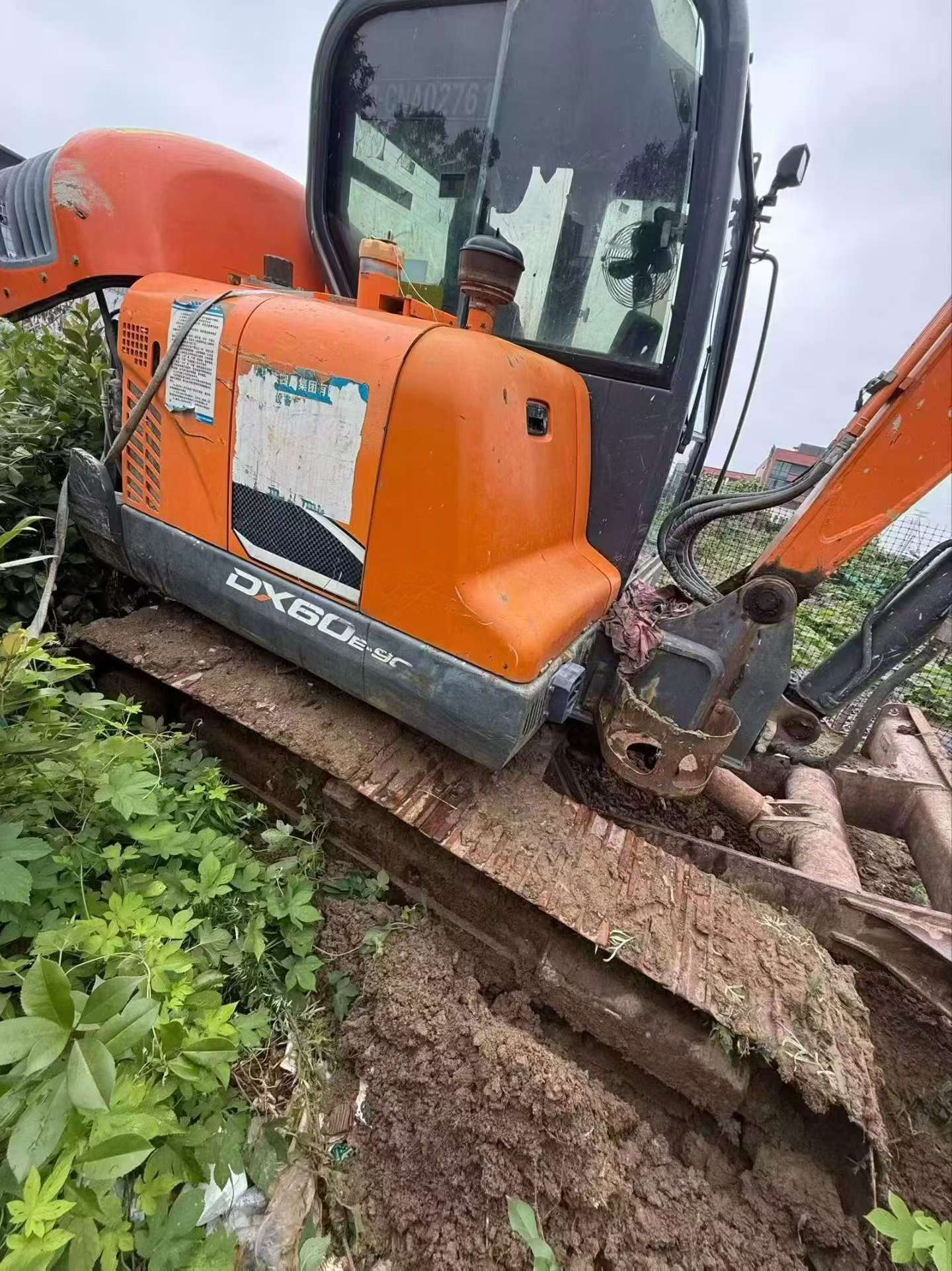 Buy Doosan DH60 Used Excavator / 2 Buy Doosan DH60 Used Excavator / 2