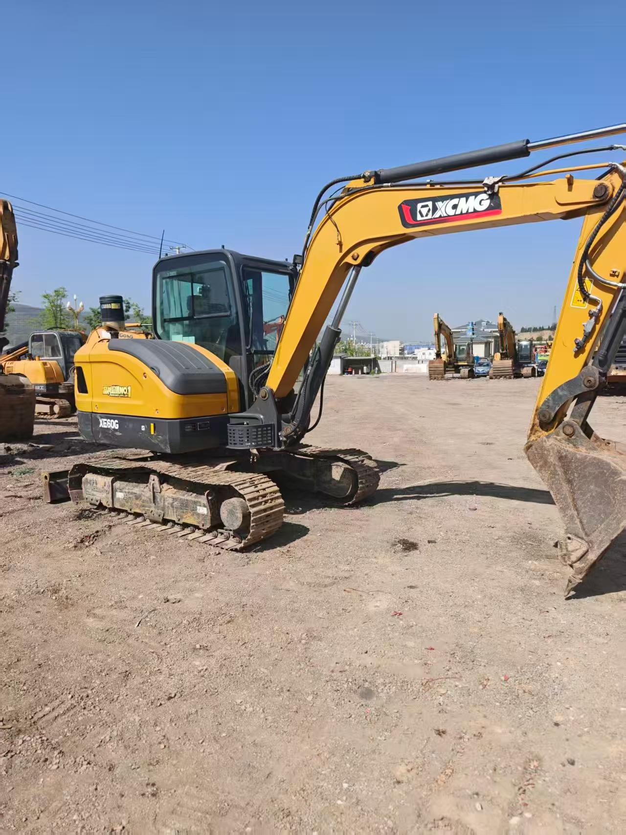 Buy XCMG XE60 Used Excavator / 1