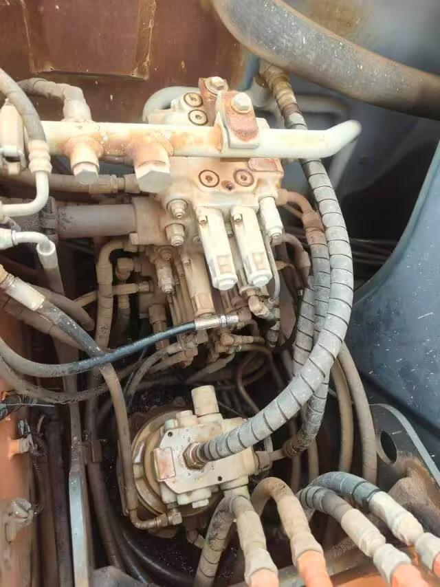 Buy Hitachi ZX70-5A Used Excavator / 3