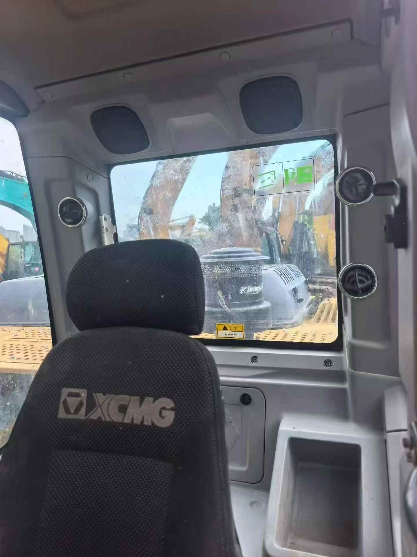 Buy XCMG XE215 Used Excavator / 8 Buy XCMG XE215 Used Excavator / 8