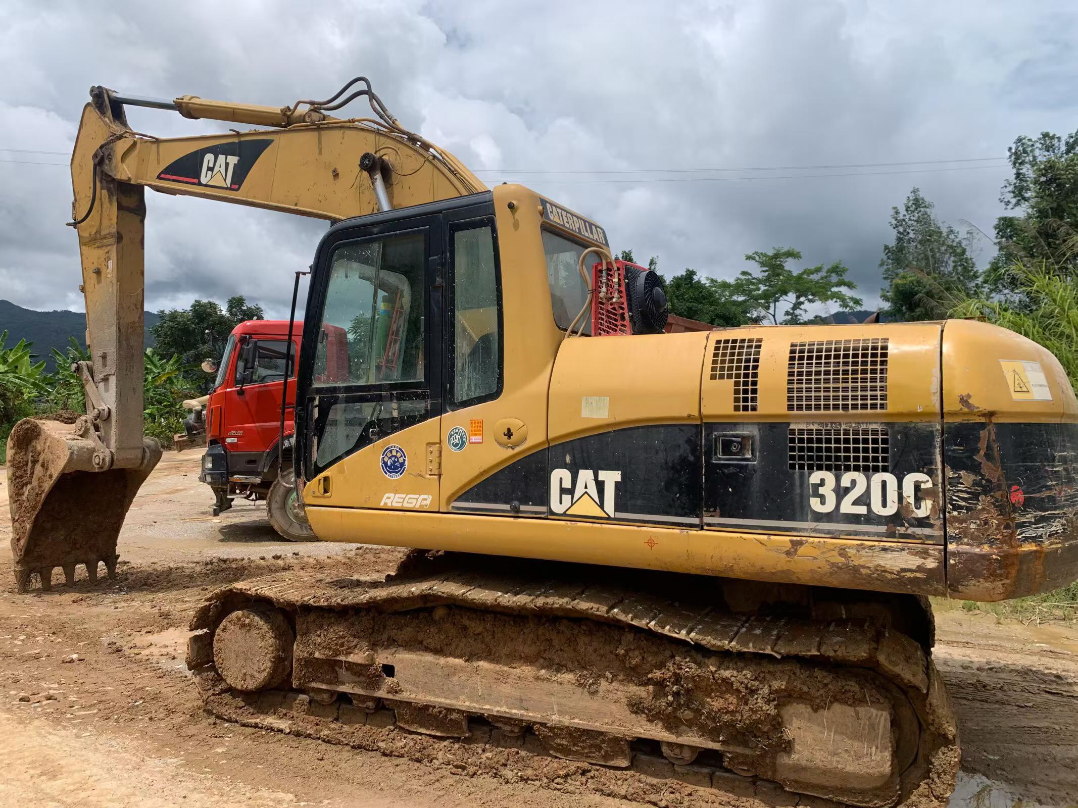 Buy Caterpillar 320C Used Excavator / 3 Buy Caterpillar 320C Used Excavator / 3