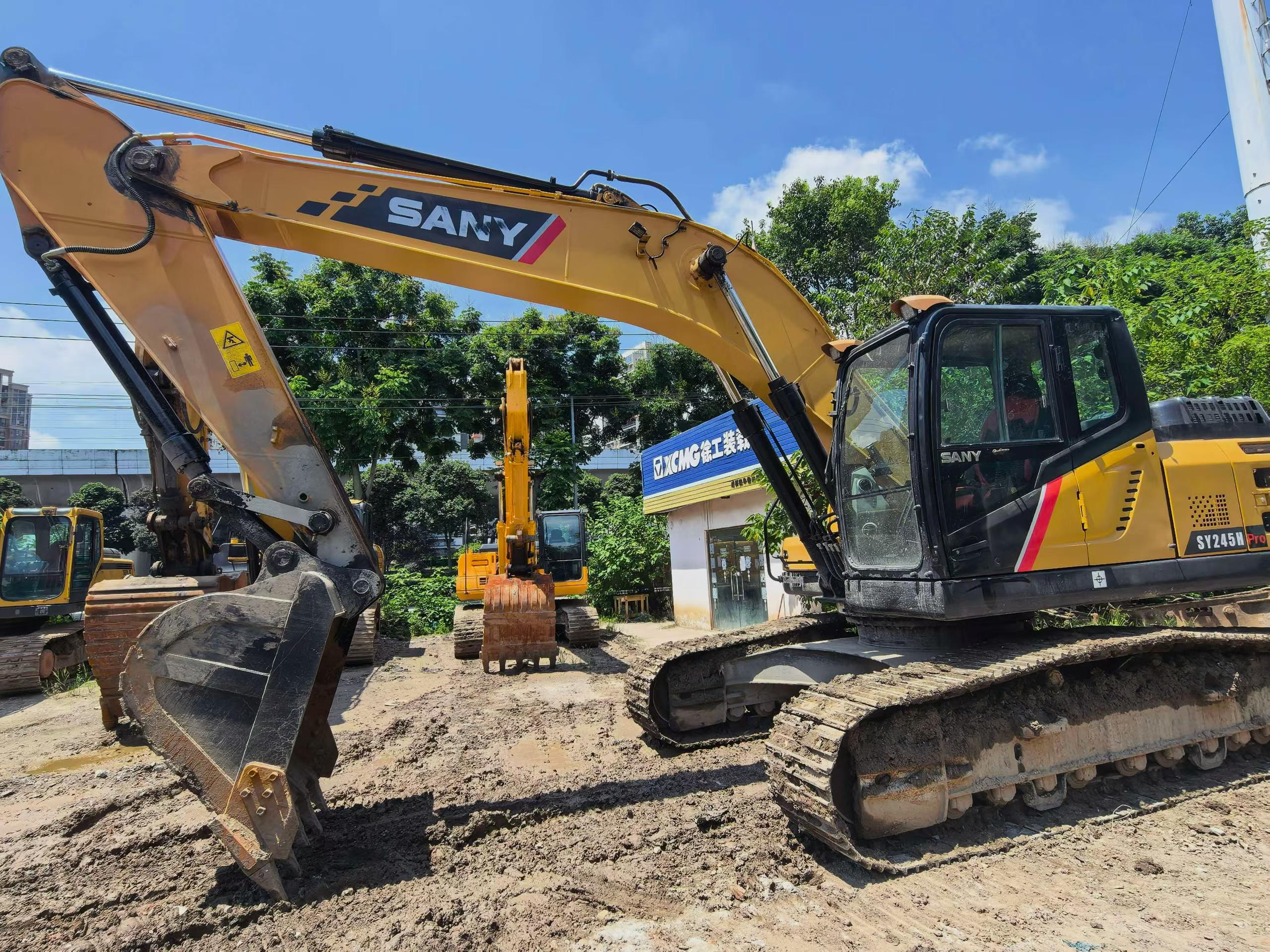 Buy Sany SY245H Used Excavator / 2 Buy Sany SY245H Used Excavator / 2
