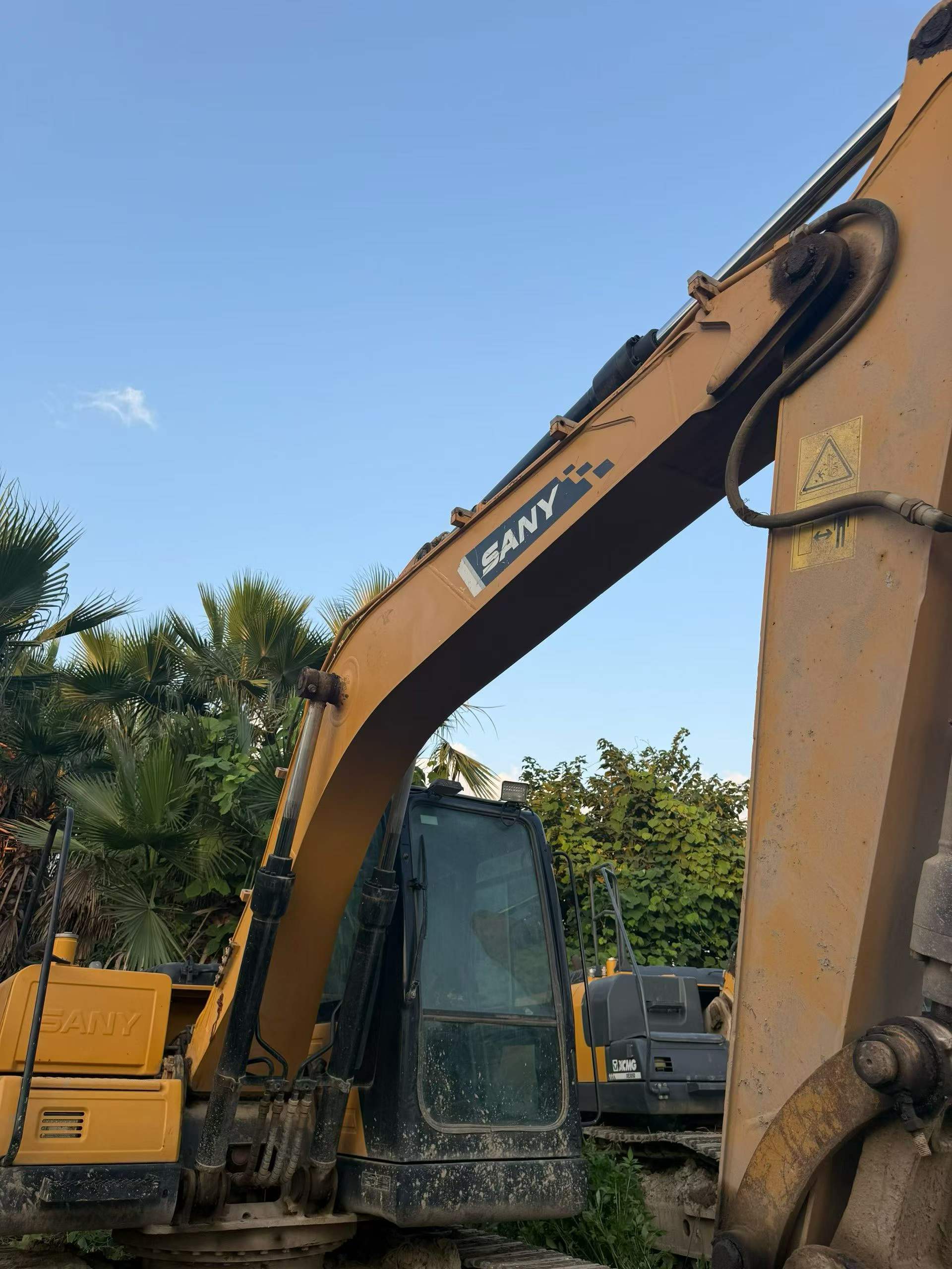 Buy Sany SY125C Used Excavator / 2 Buy Sany SY125C Used Excavator / 2