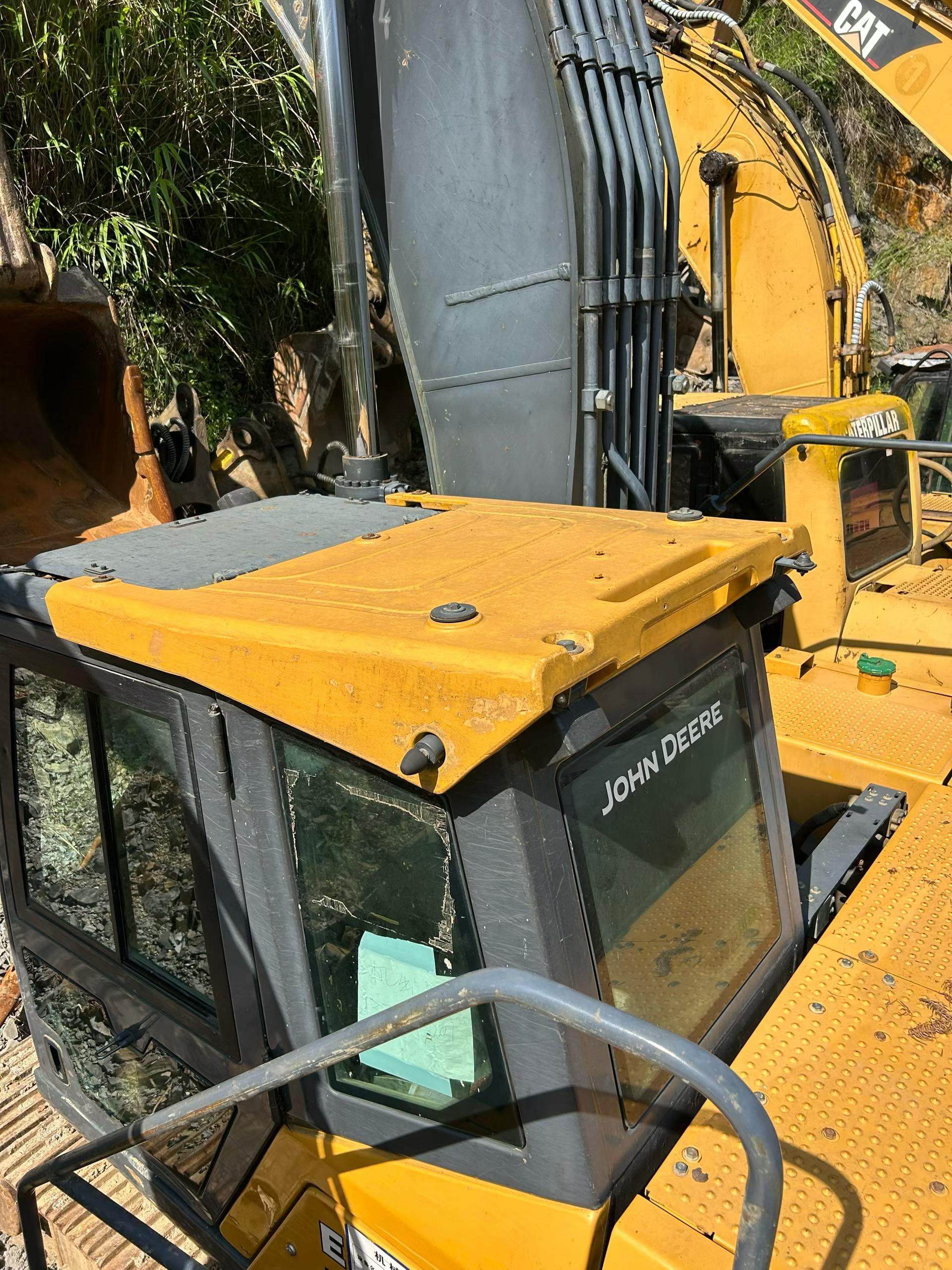Buy JohnDeere E240 Used Excavator / 3 Buy JohnDeere E240 Used Excavator / 3