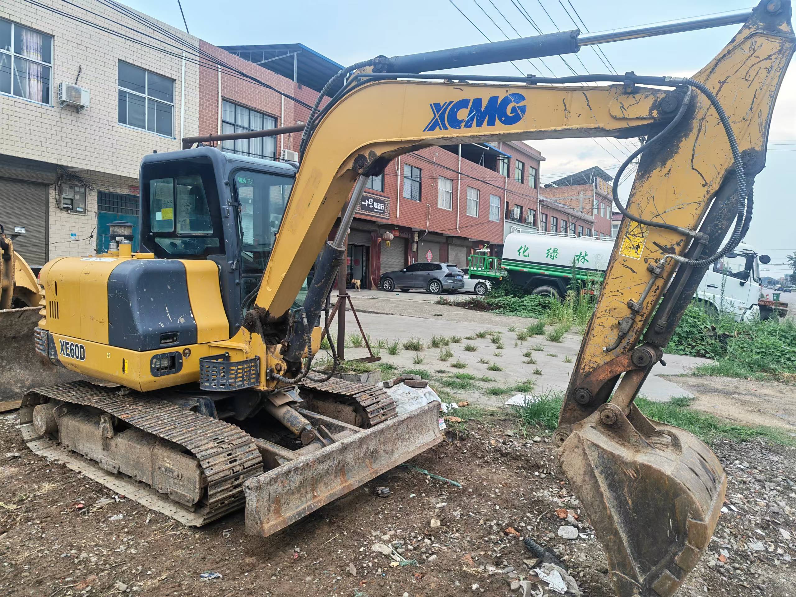 Buy XCMG XE60 Used Loader / 1