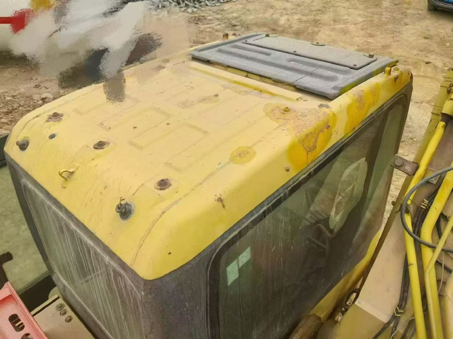 Buy Komatsu PC200-7 Used Excavator / 1
