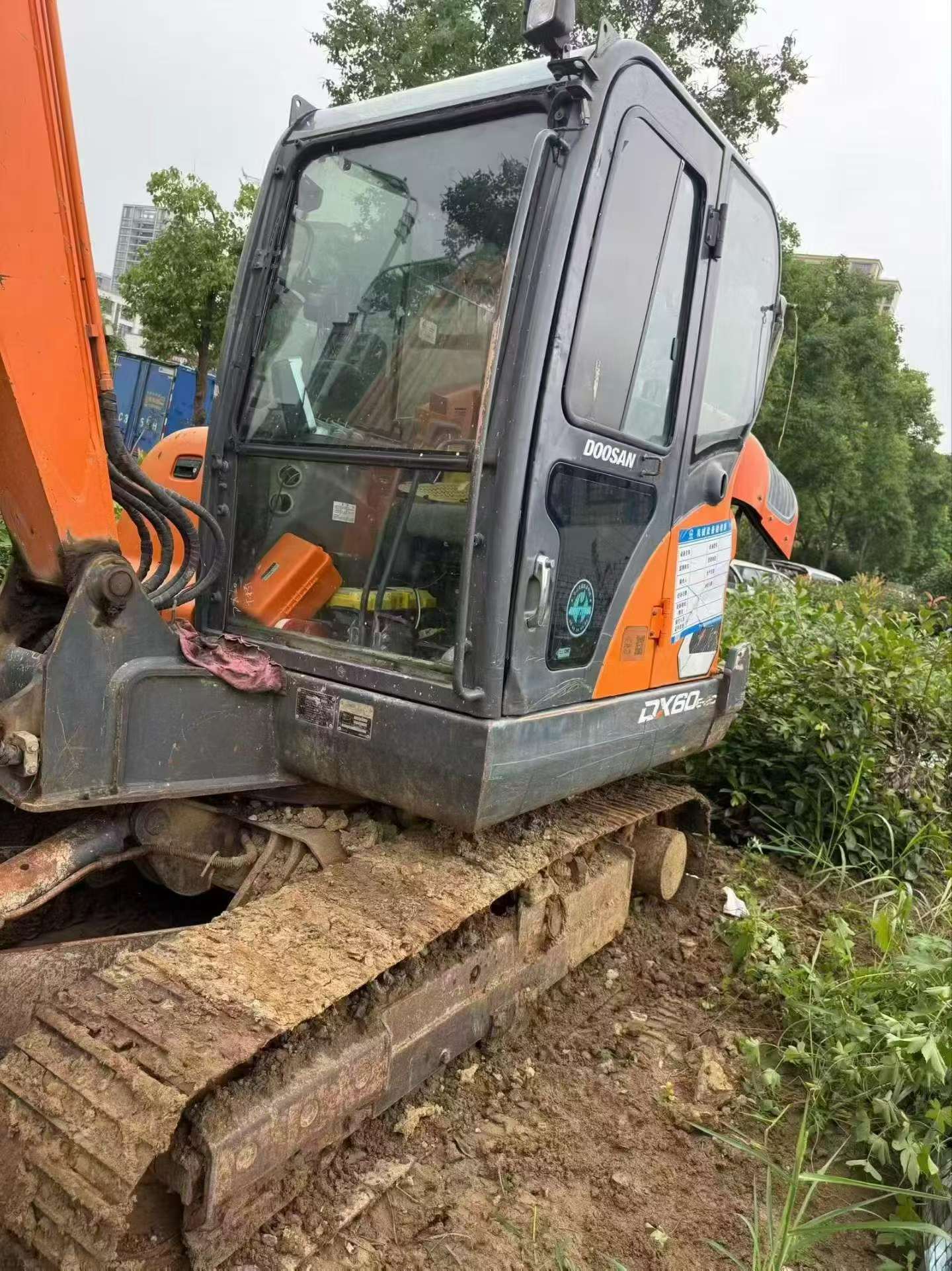 Buy Doosan DH60 Used Excavator / 5 Buy Doosan DH60 Used Excavator / 5