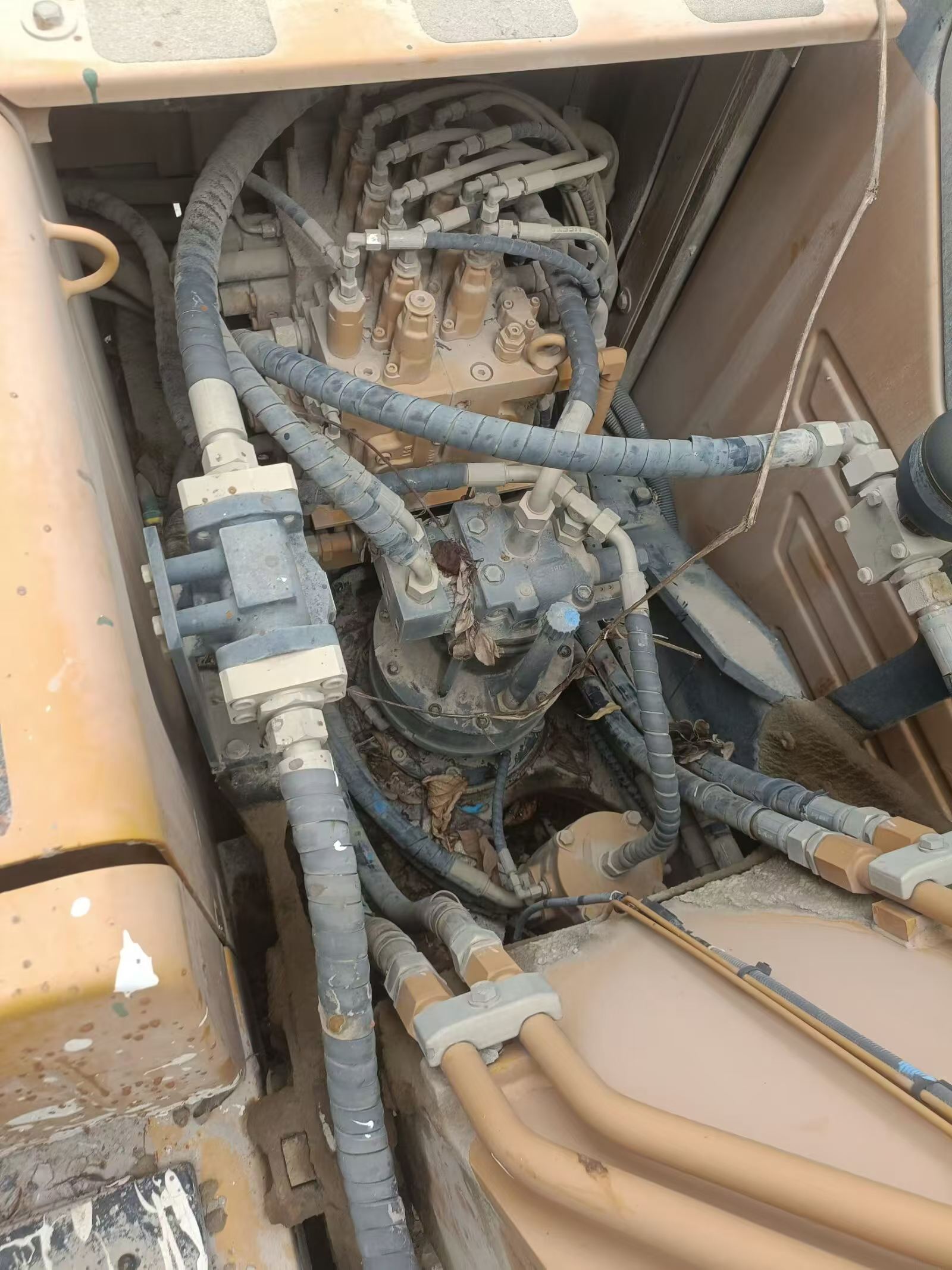 Buy Sany SY135 Used Excavator / 7 Buy Sany SY135 Used Excavator / 7