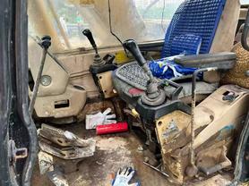 Buy Caterpillar 320A Used Excavator / 5 Buy Caterpillar 320A Used Excavator / 5