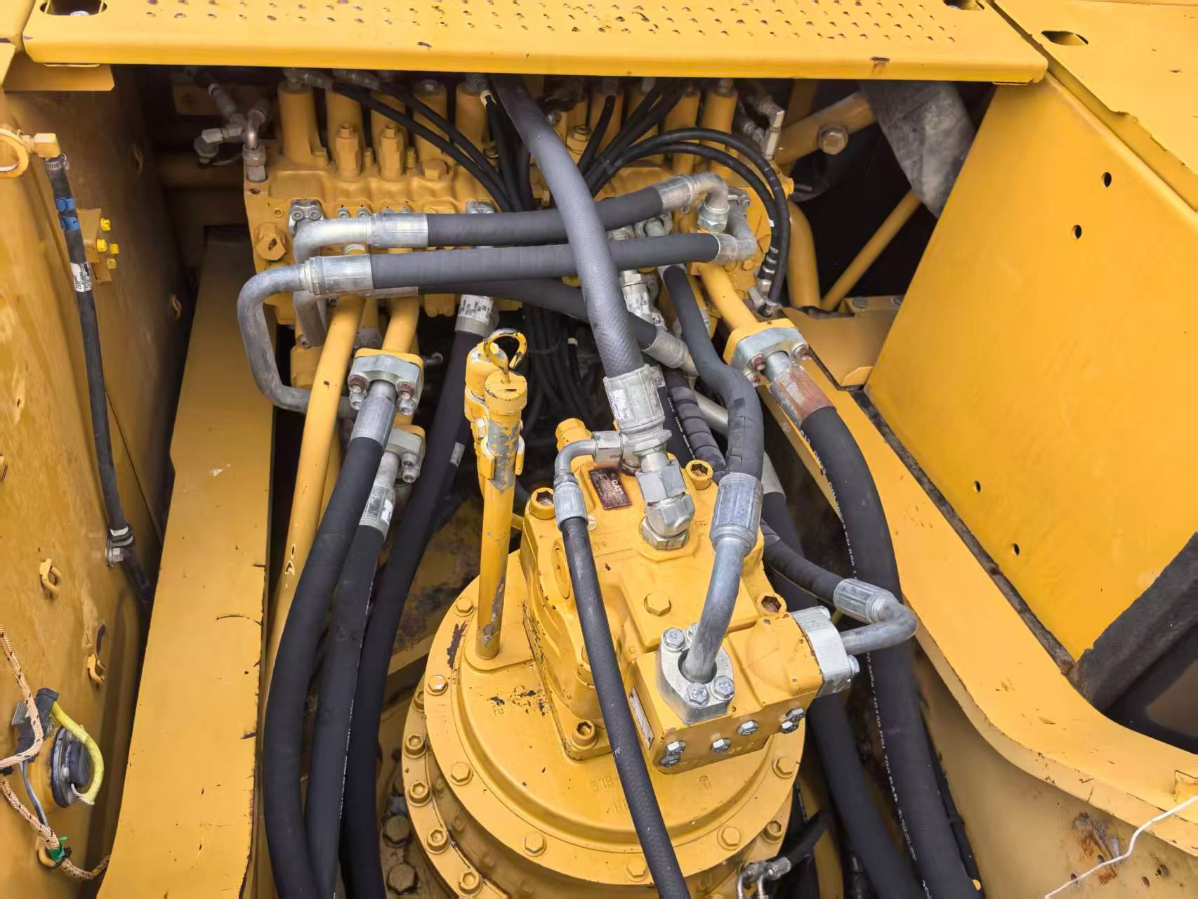 Buy Caterpillar 336E Used Excavator / 6 Buy Caterpillar 336E Used Excavator / 6